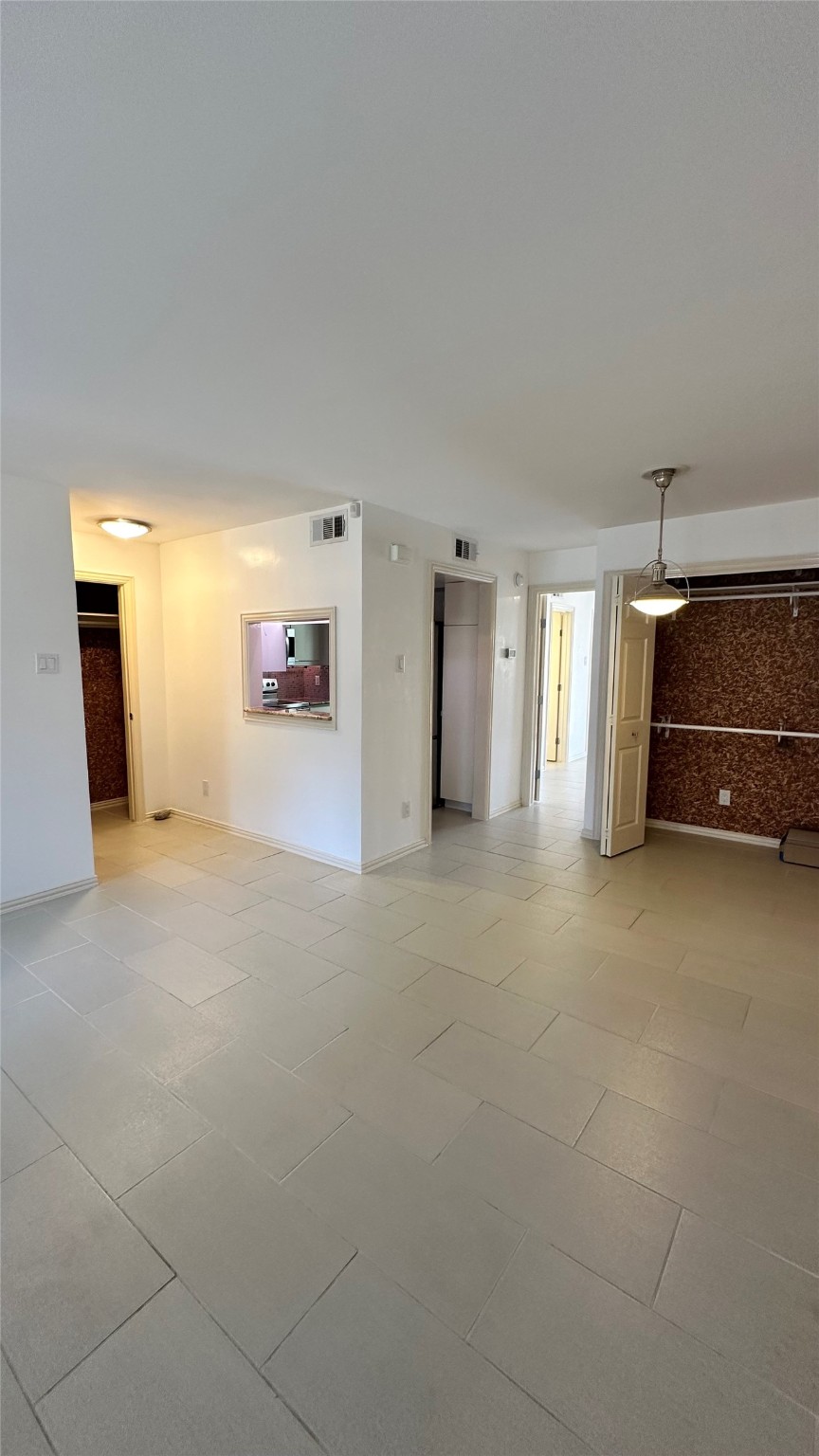 15889 Preston Road 1014