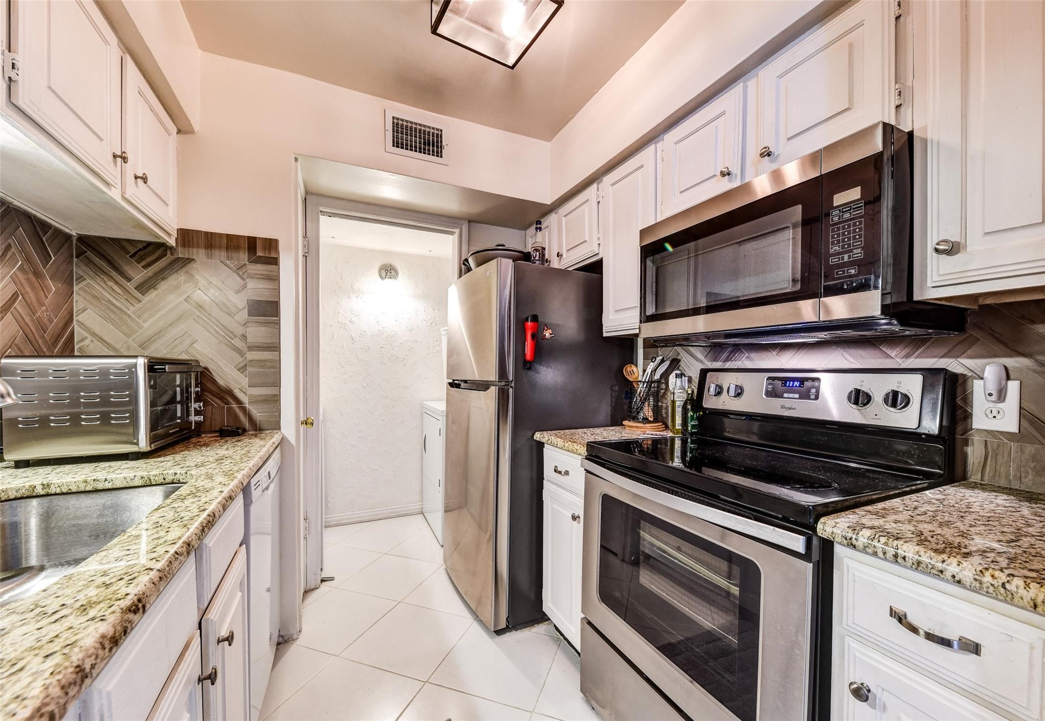 6220 Bentwood Trail 608