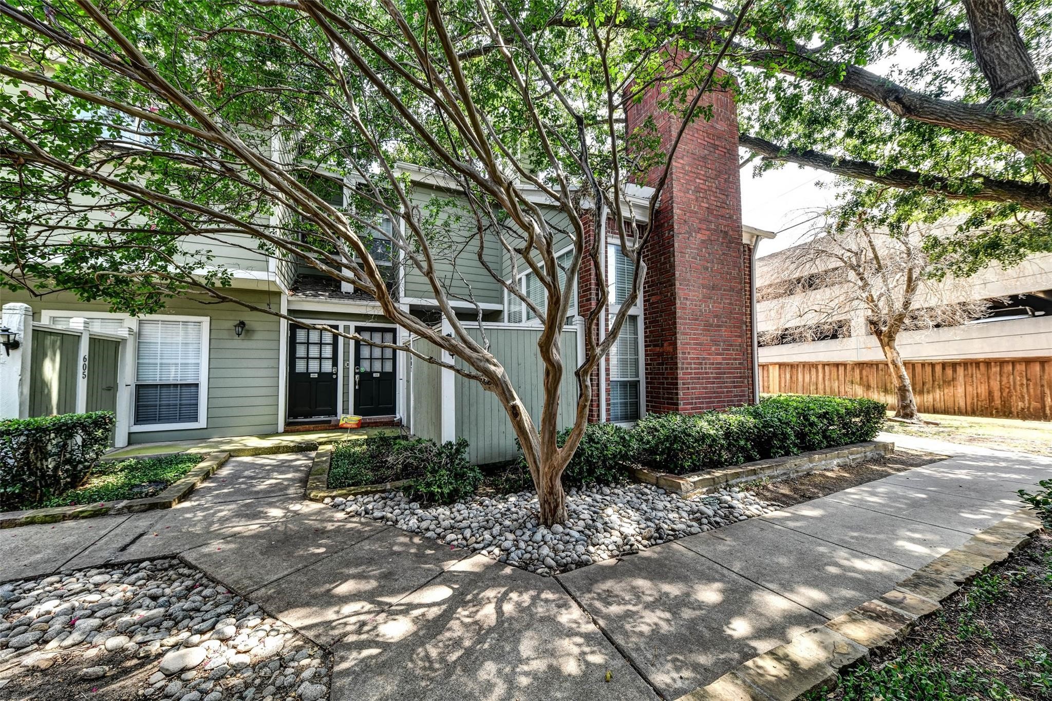 6220 Bentwood Trail 608