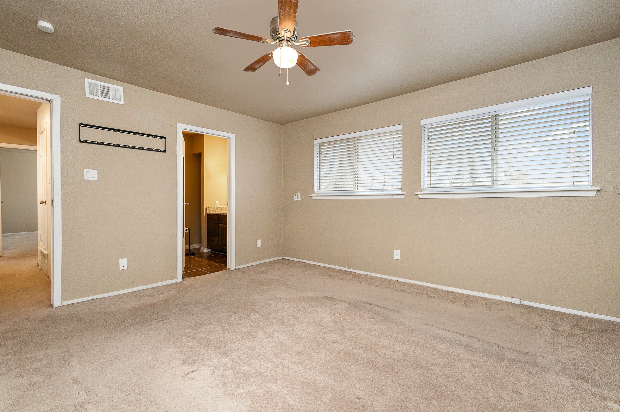 506 Royal Valley Road