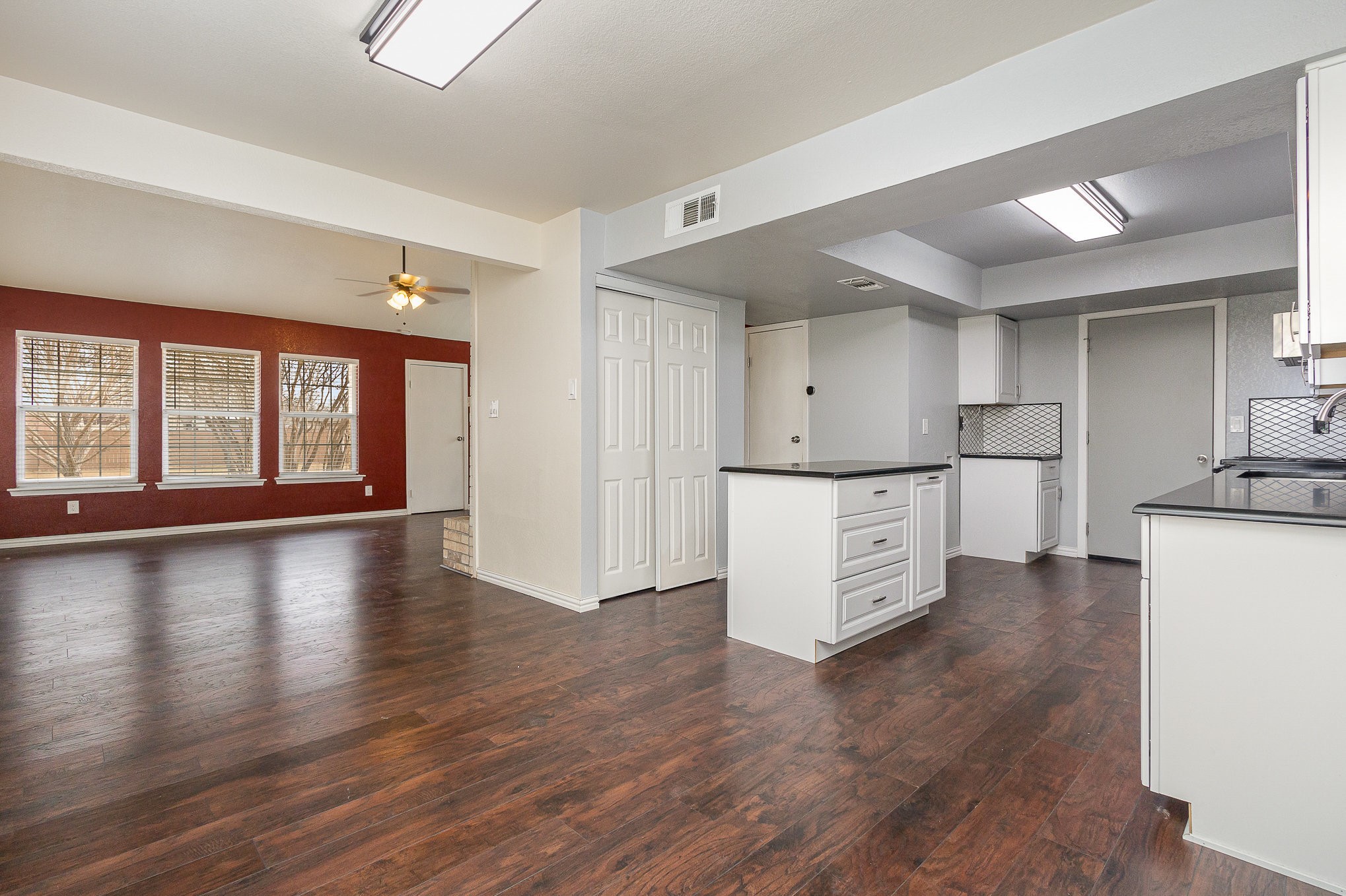 506 Royal Valley Road