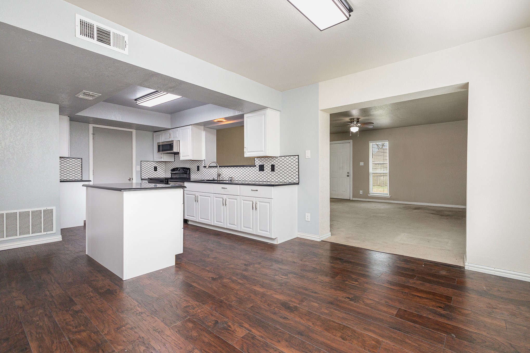 506 Royal Valley Road