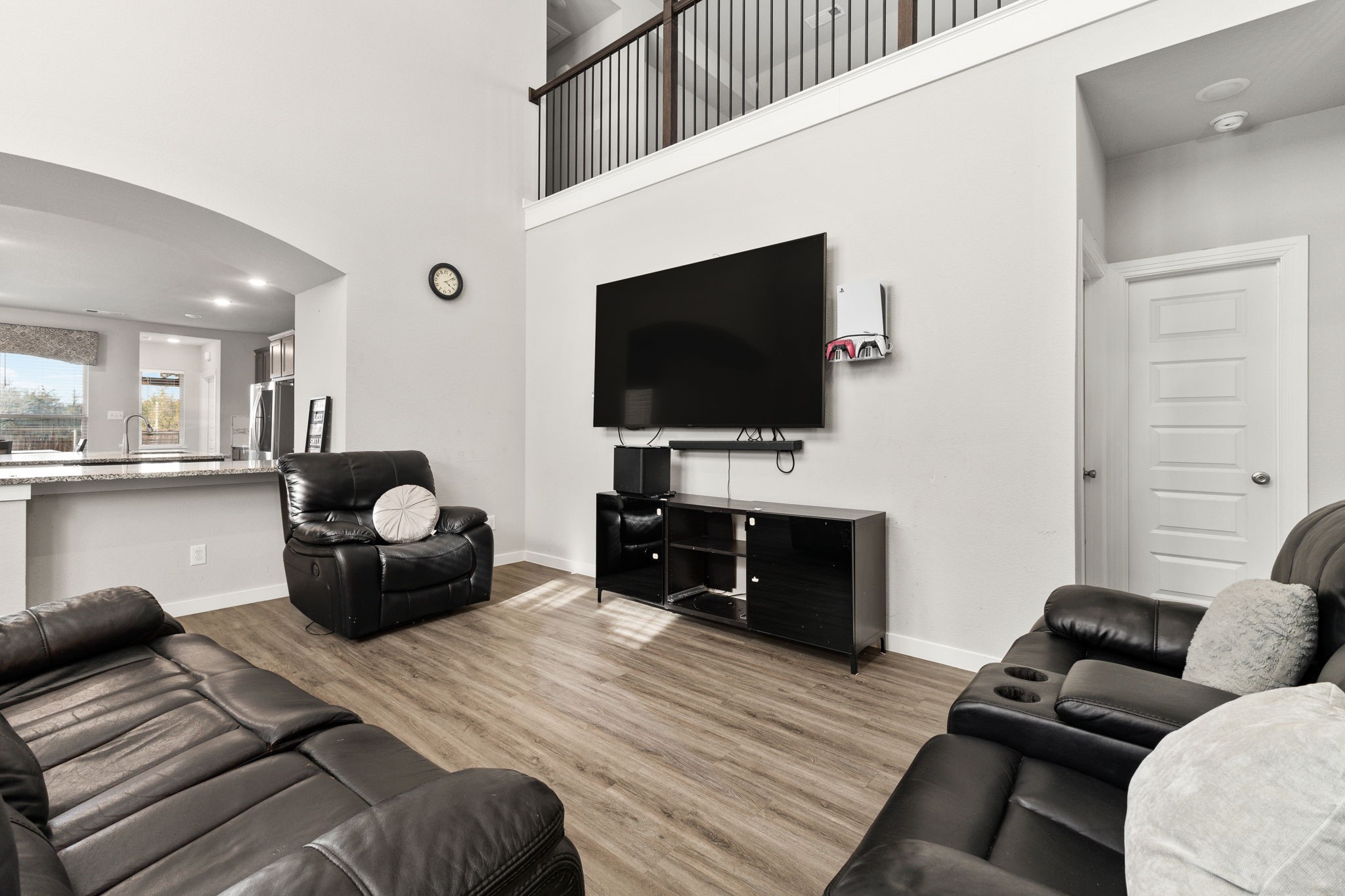 2824 Lolita Way