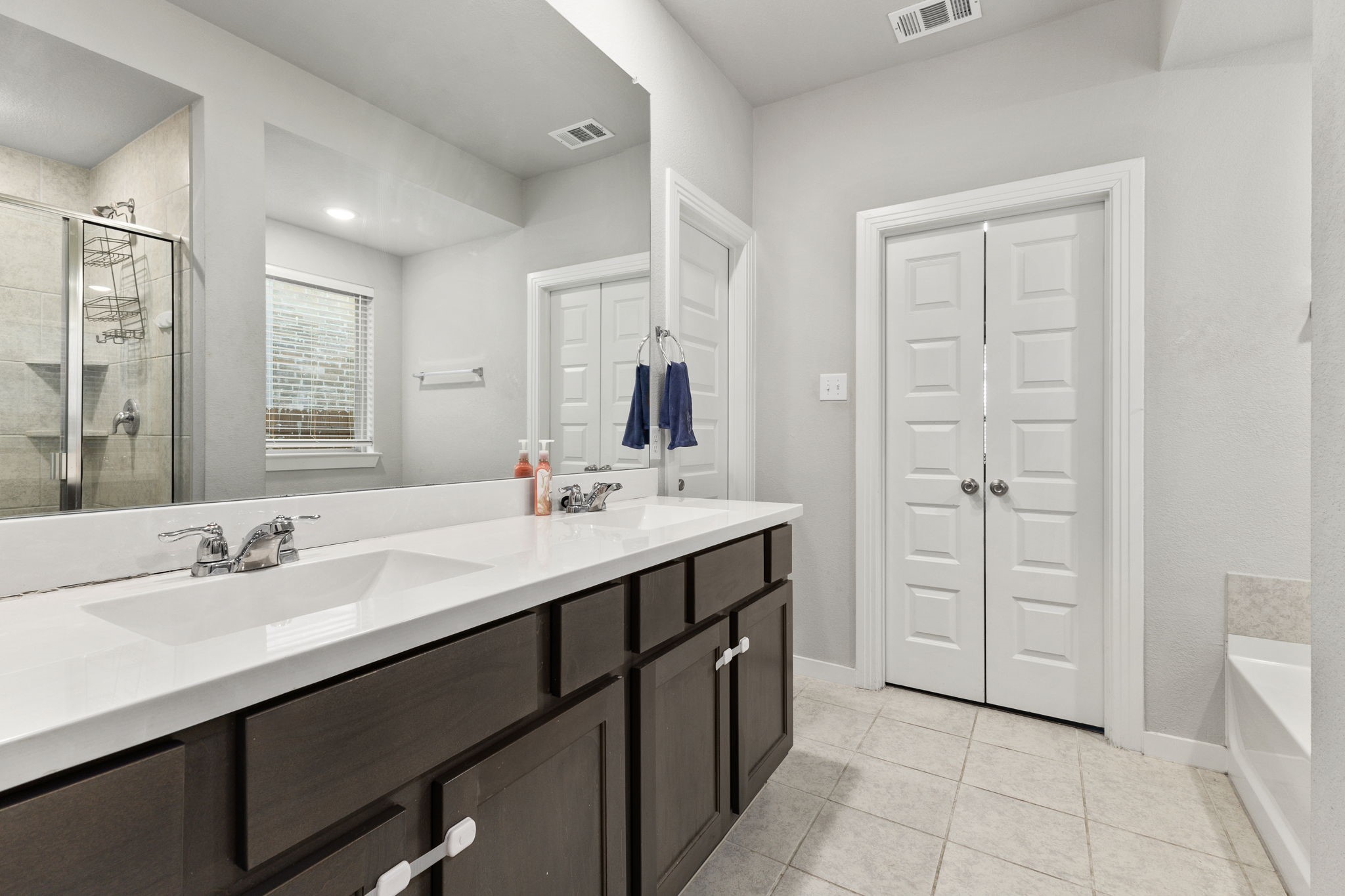 2824 Lolita Way