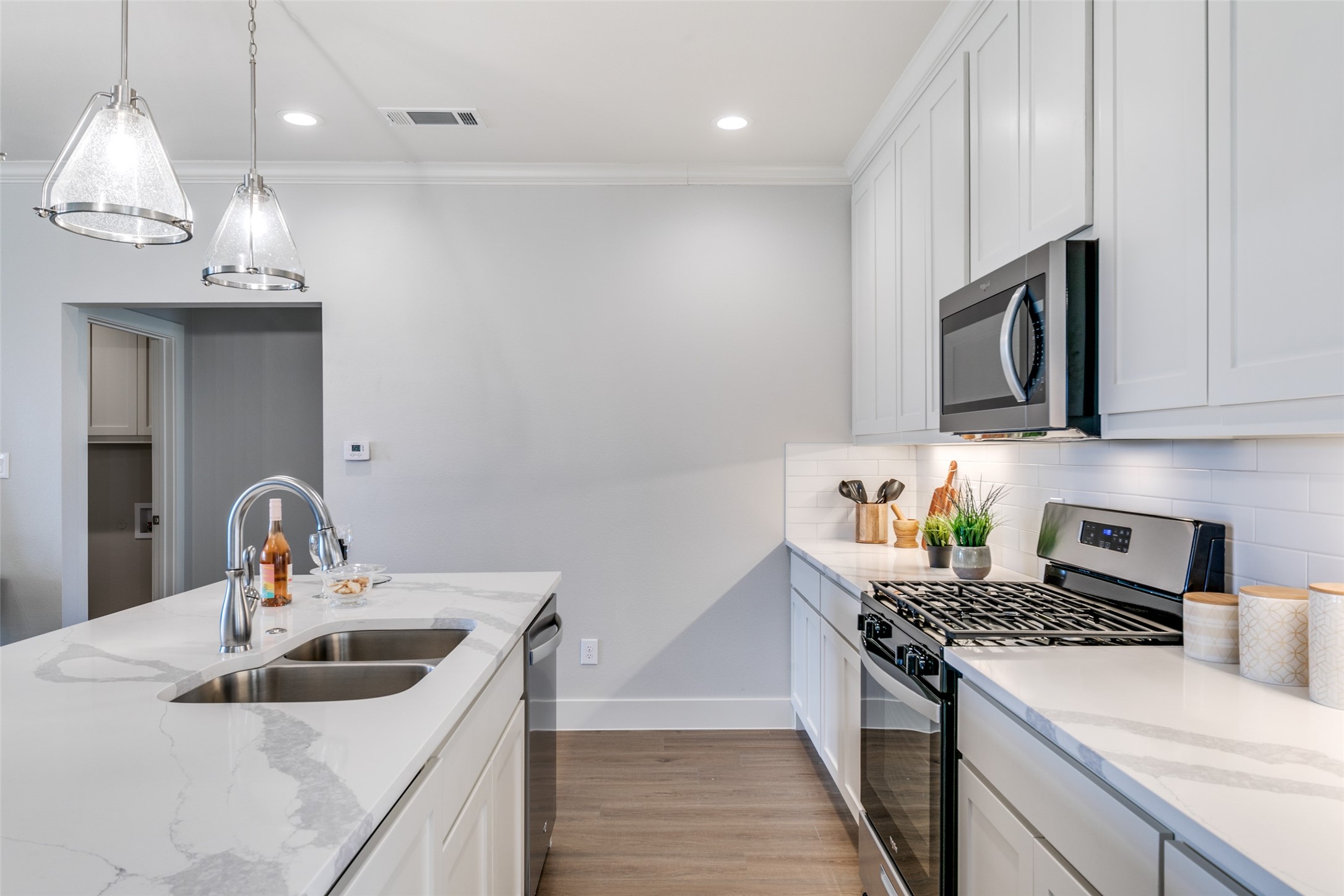 635 Community Lane