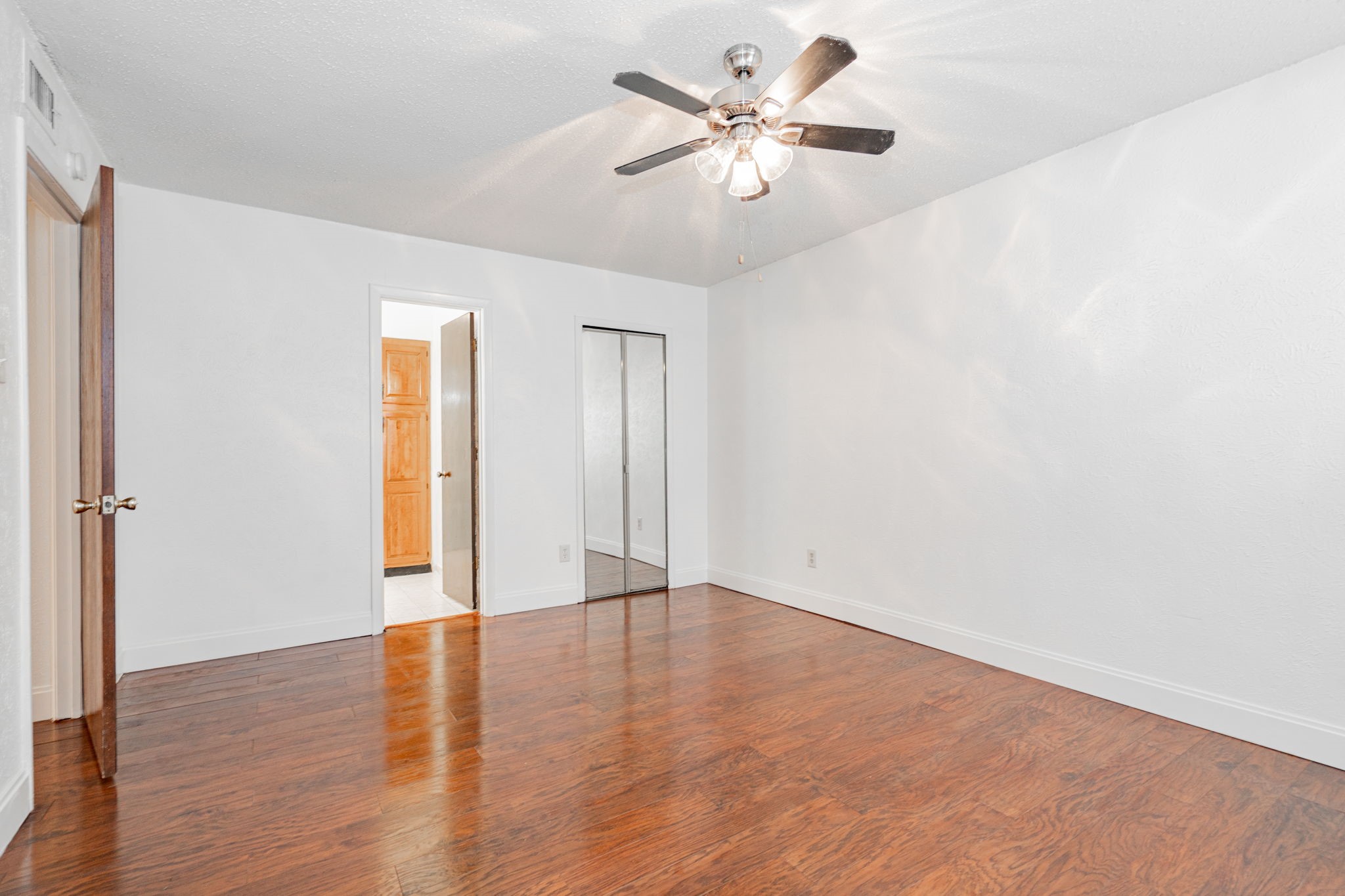 10906 Listi Drive