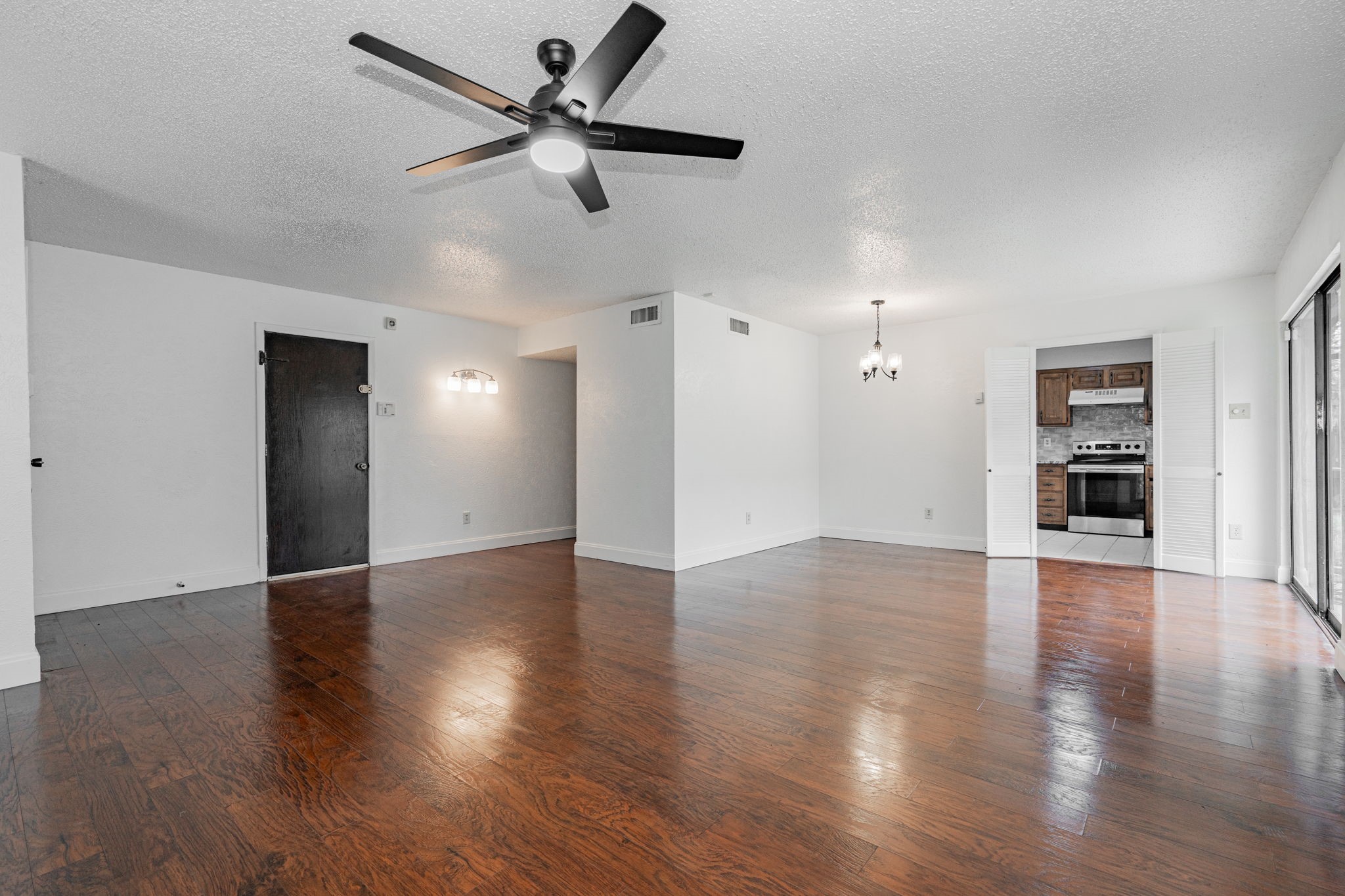 10906 Listi Drive