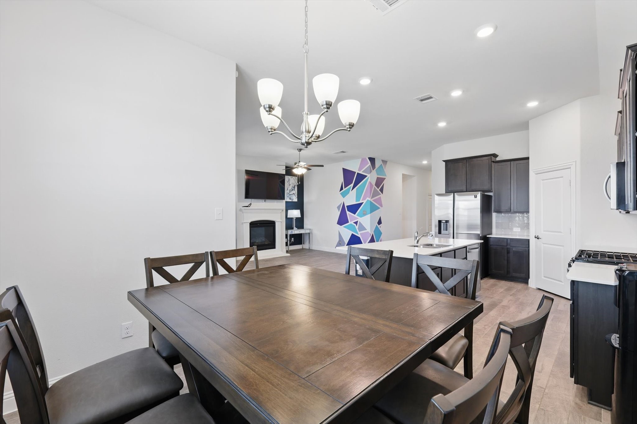3124 Quartz Road