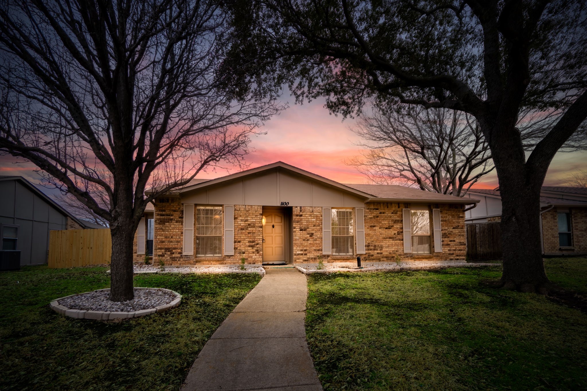1100 Lockhart Drive