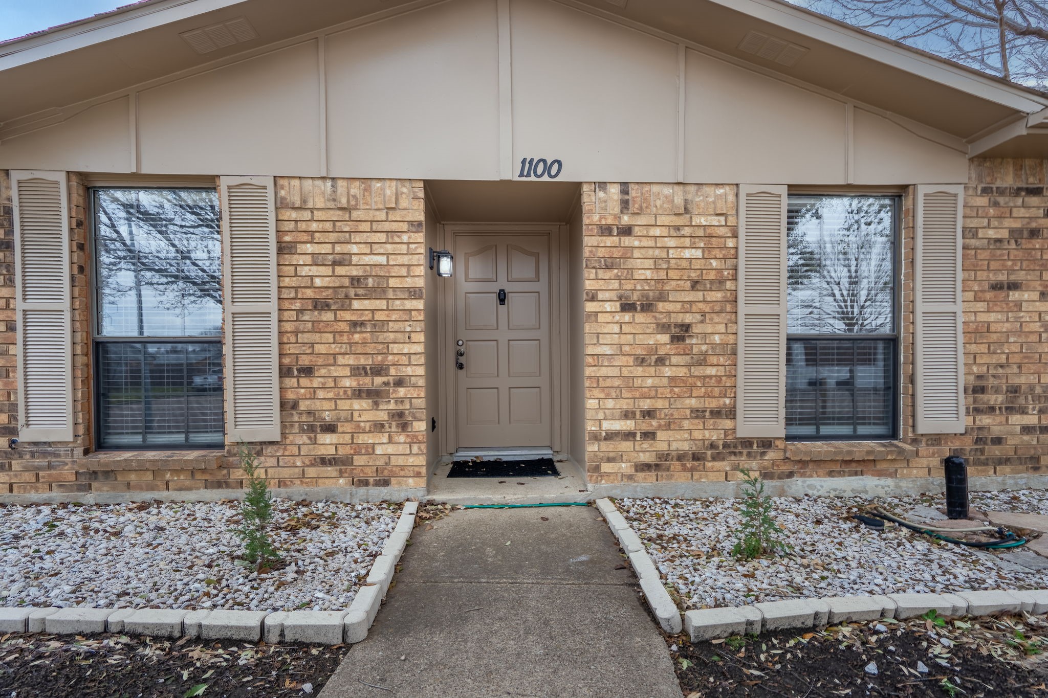 1100 Lockhart Drive
