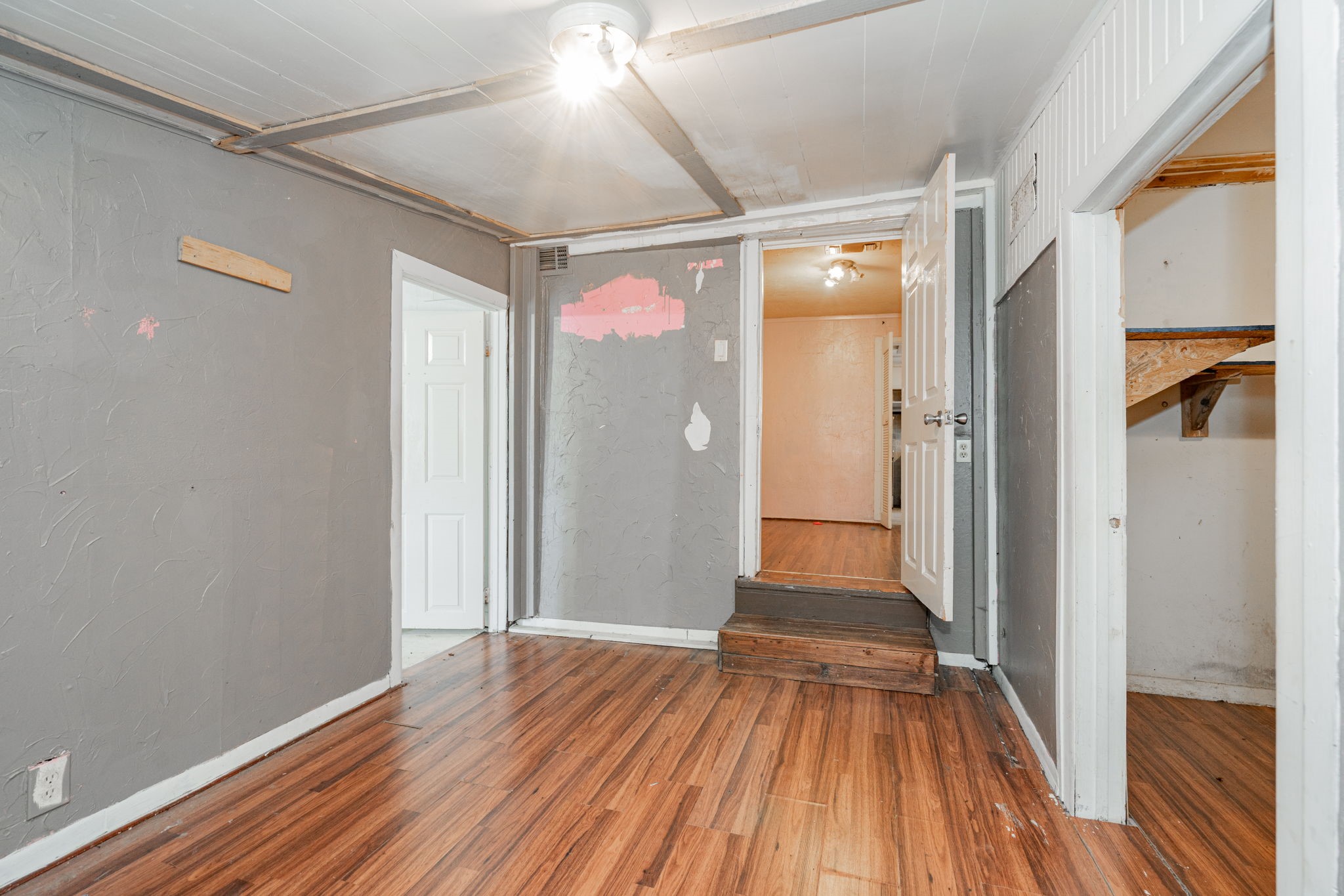 305 E Church Street
