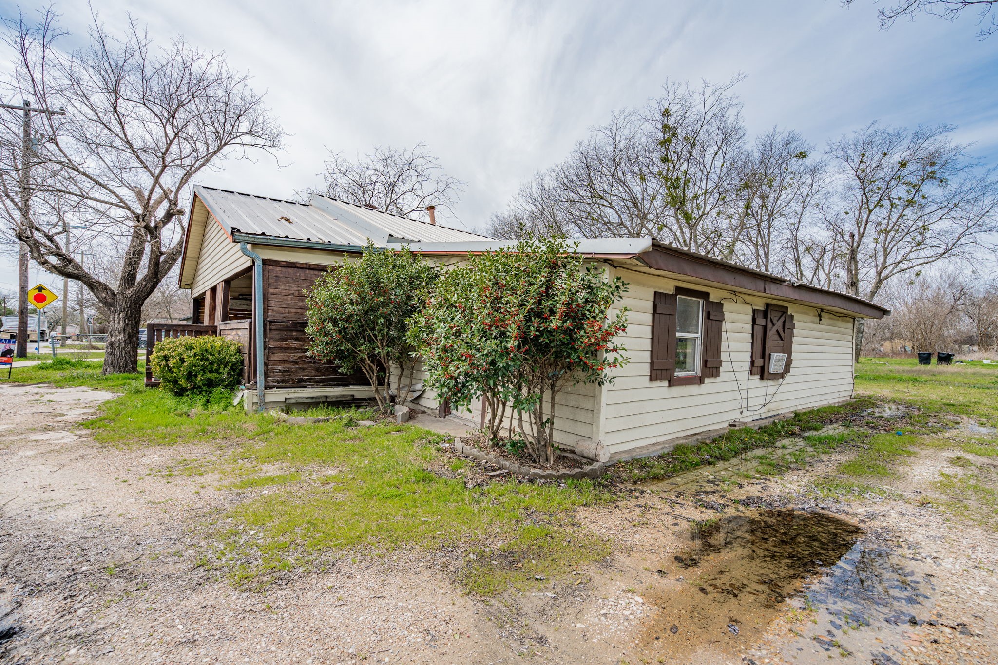 305 E Church Street