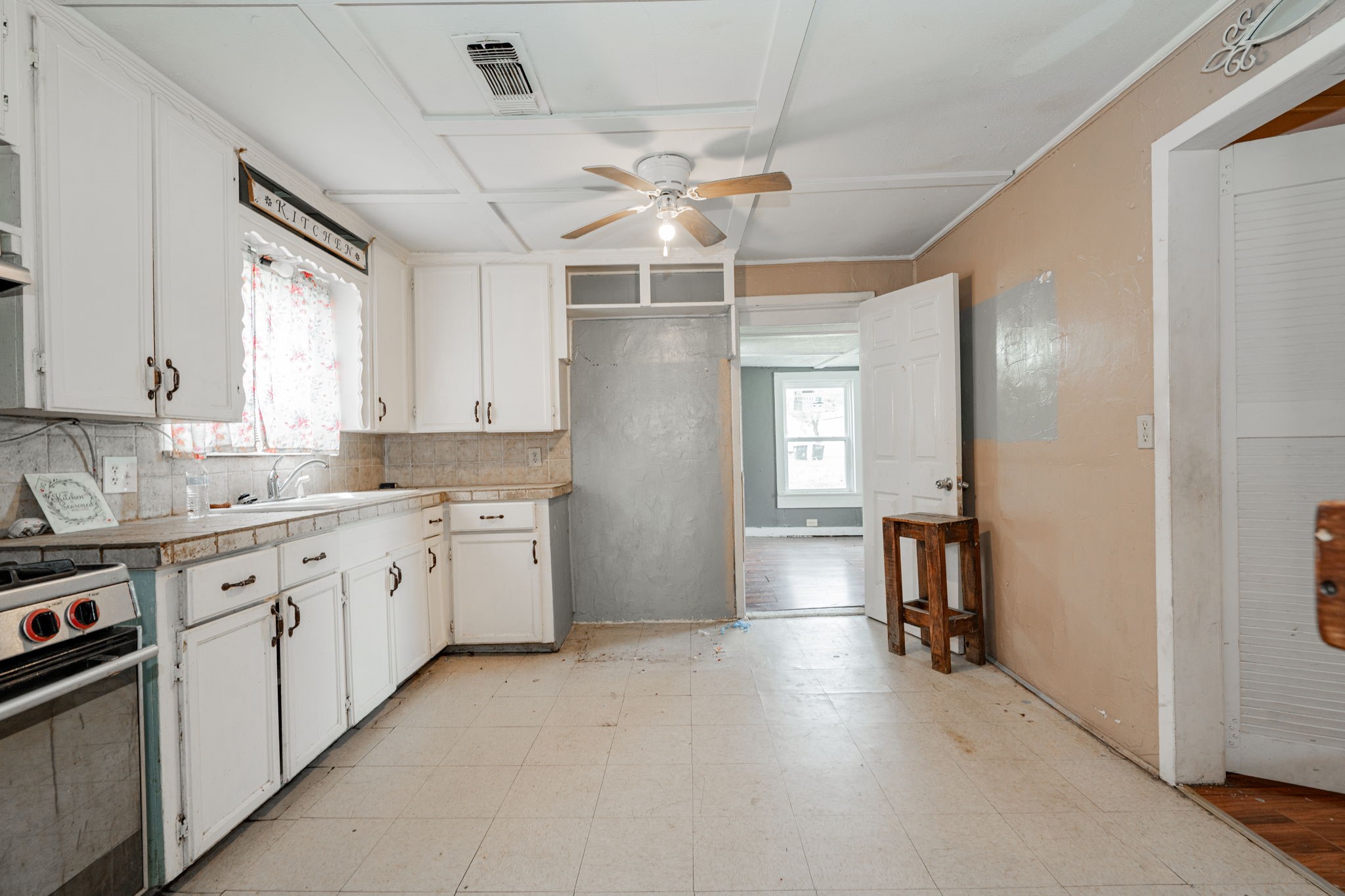 305 E Church Street