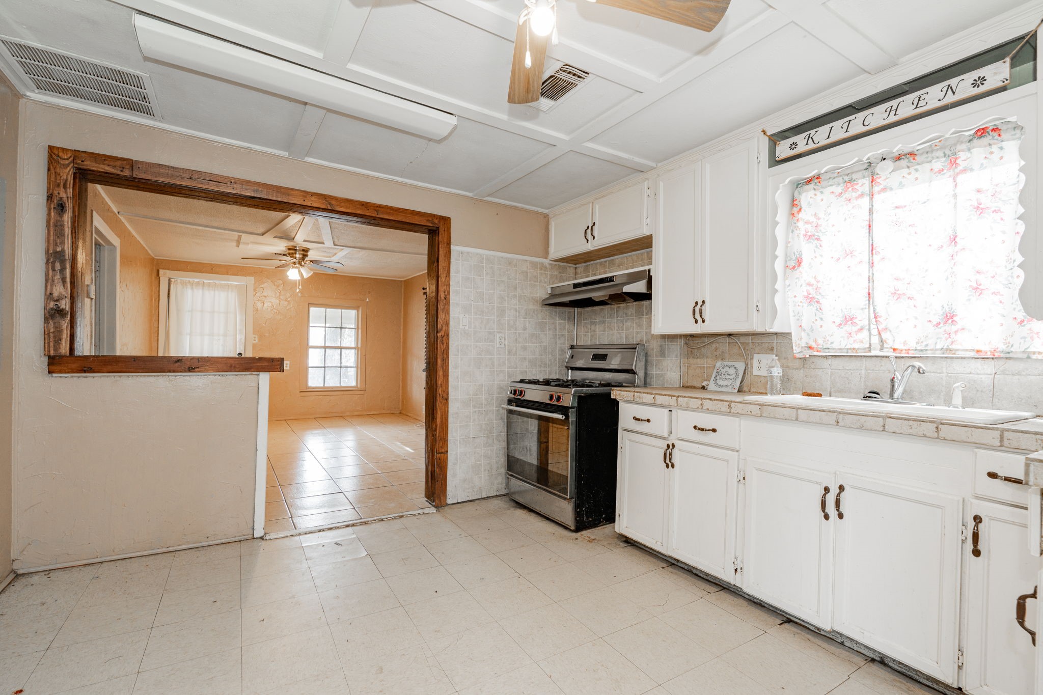 305 E Church Street
