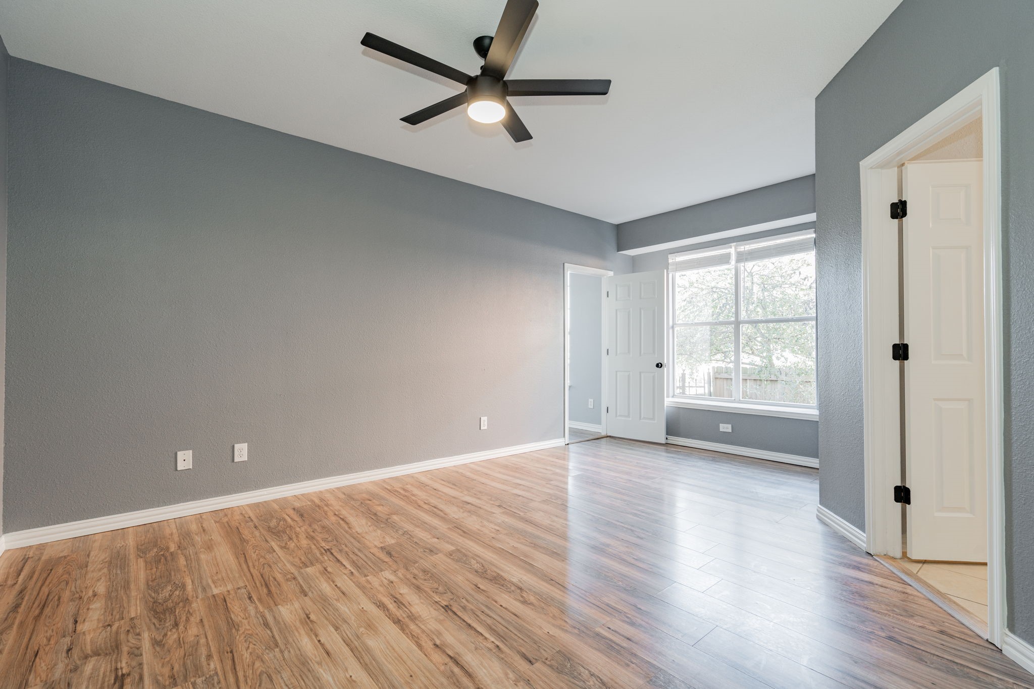 2923 Newport Drive