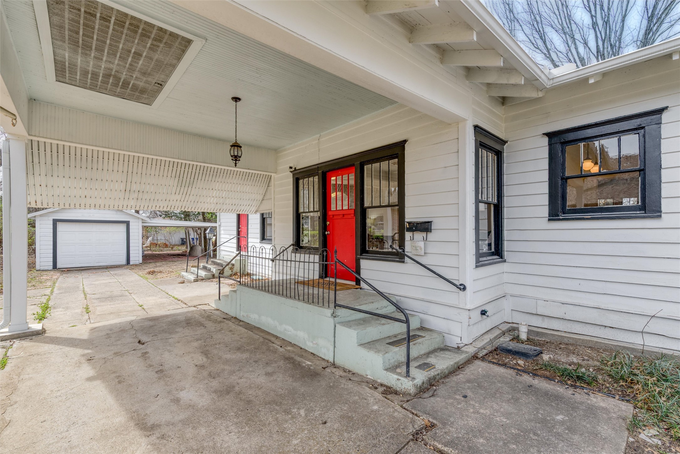 1505 W Louisiana Street