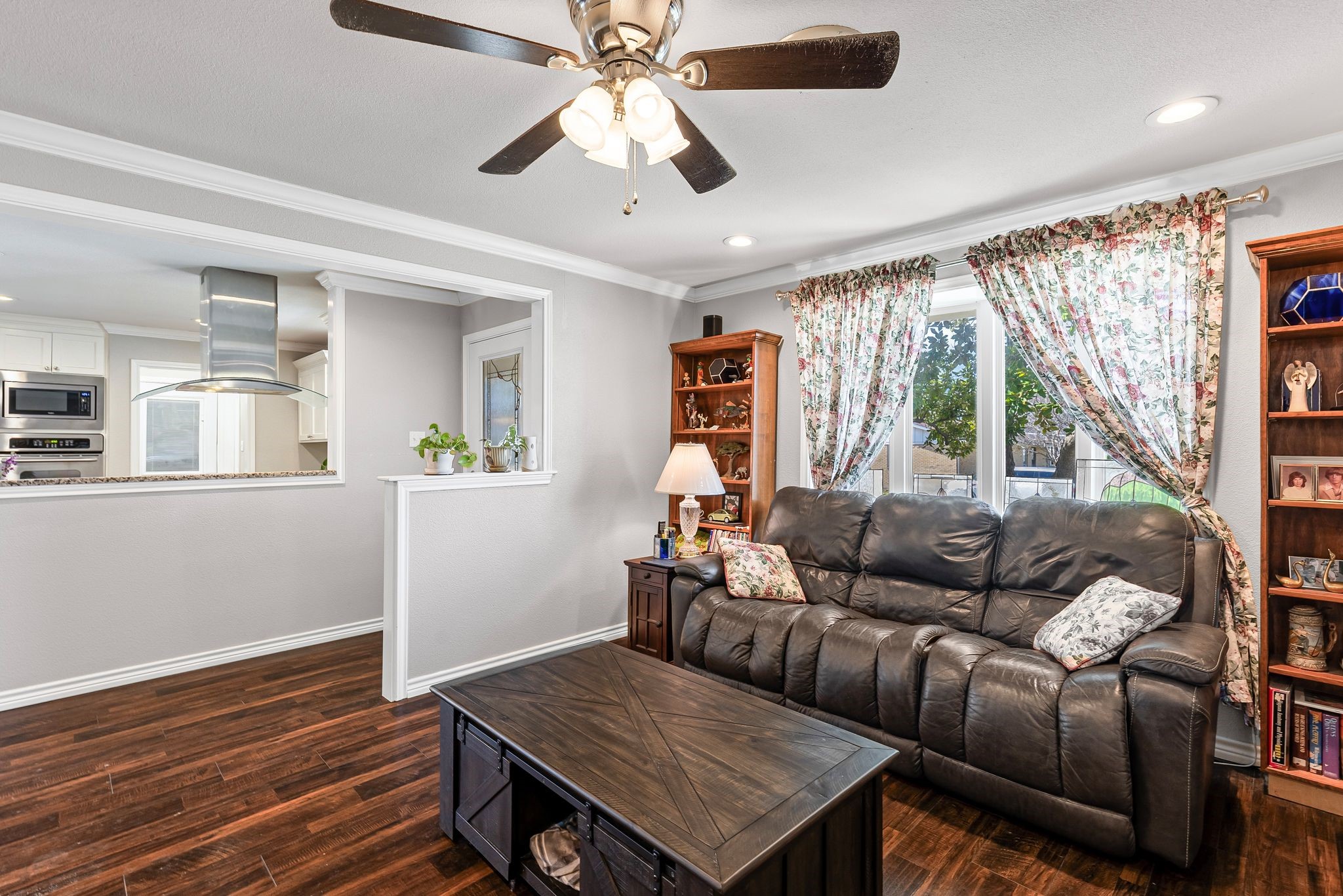 6417 Stonewall Street