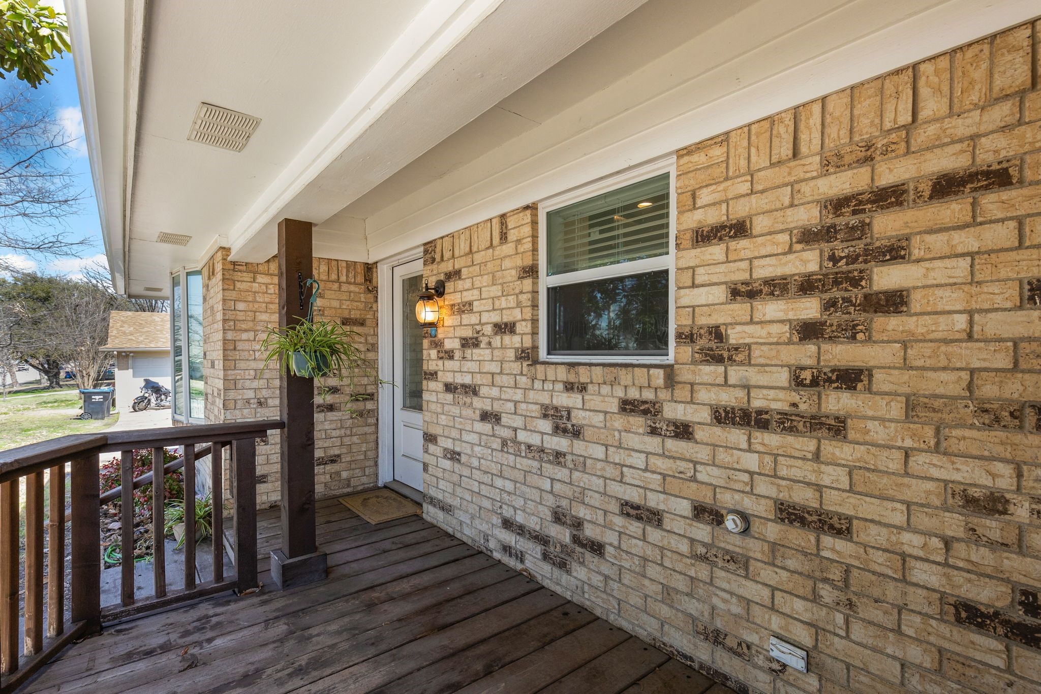 6417 Stonewall Street