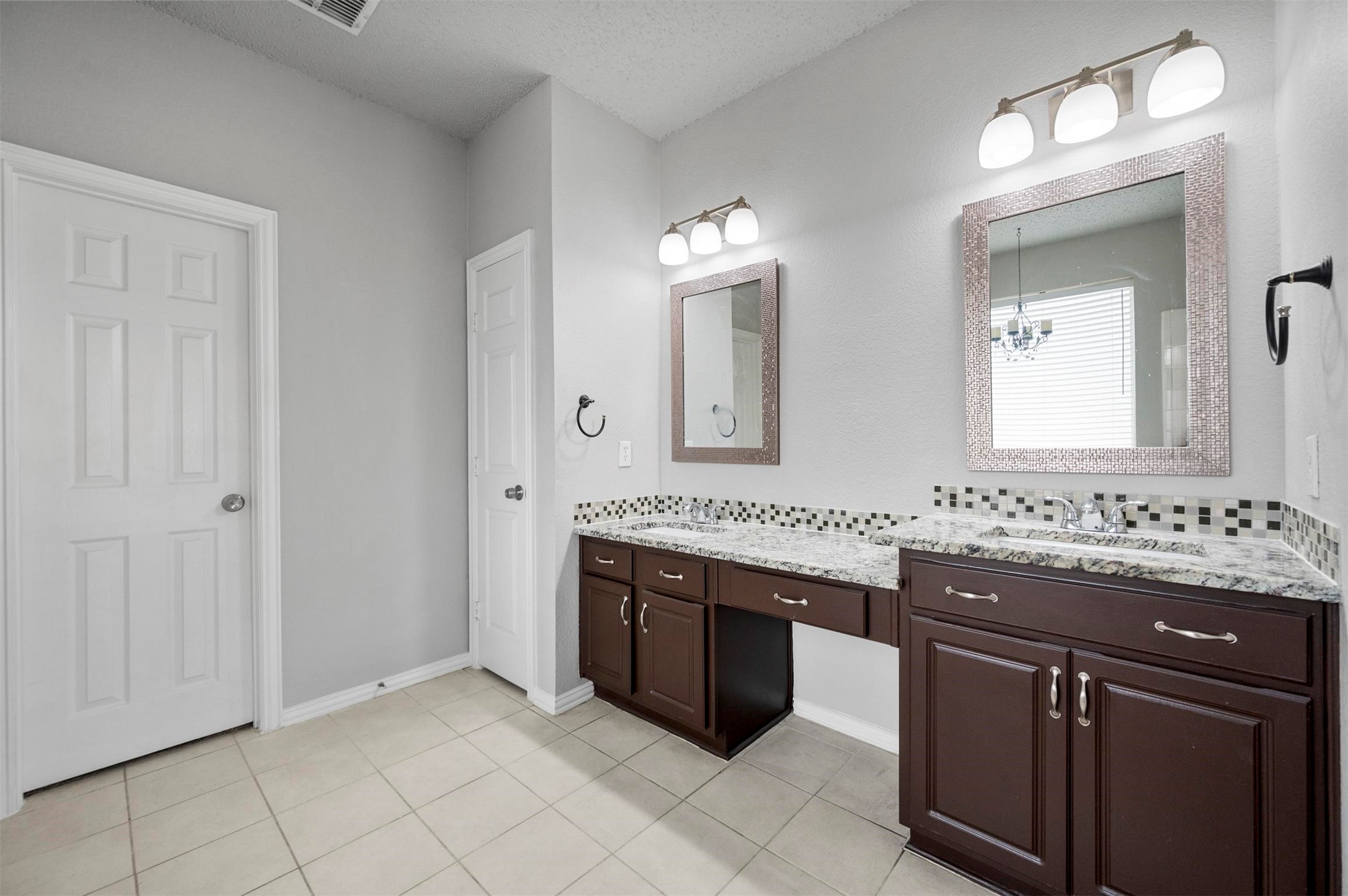 2415 Lockshire Drive