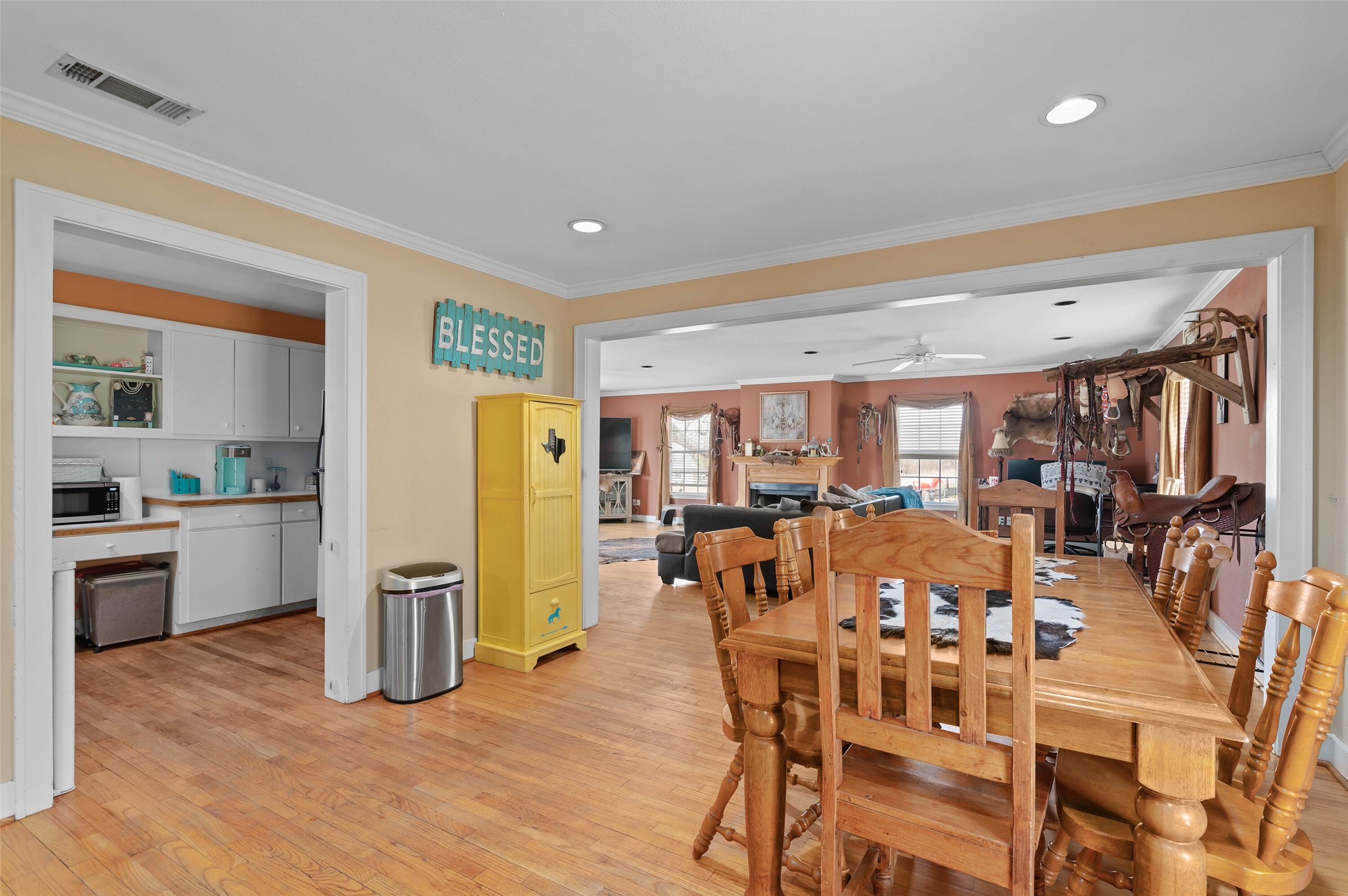 2106 Chaparral Road