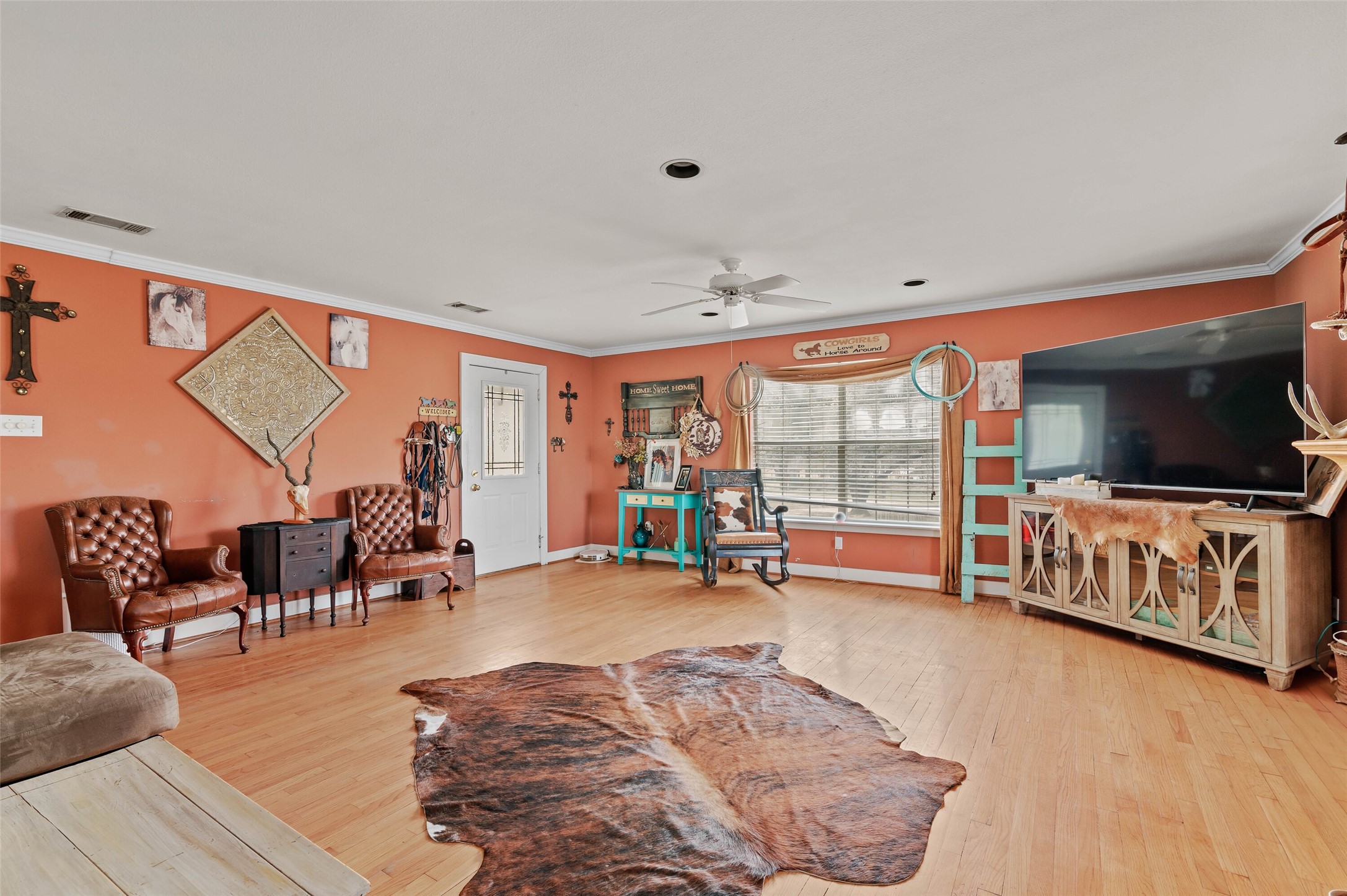2106 Chaparral Road