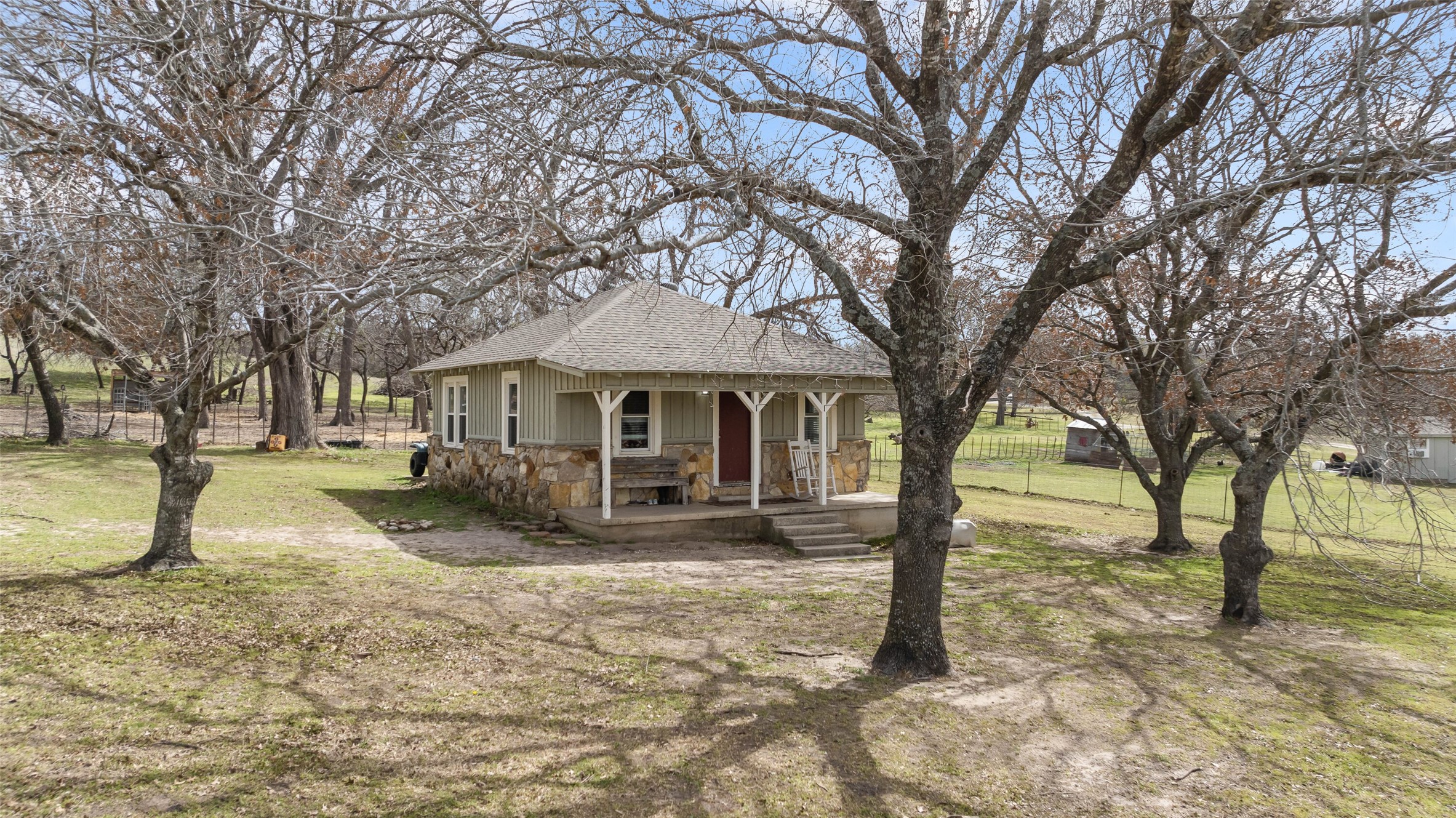 2106 Chaparral Road