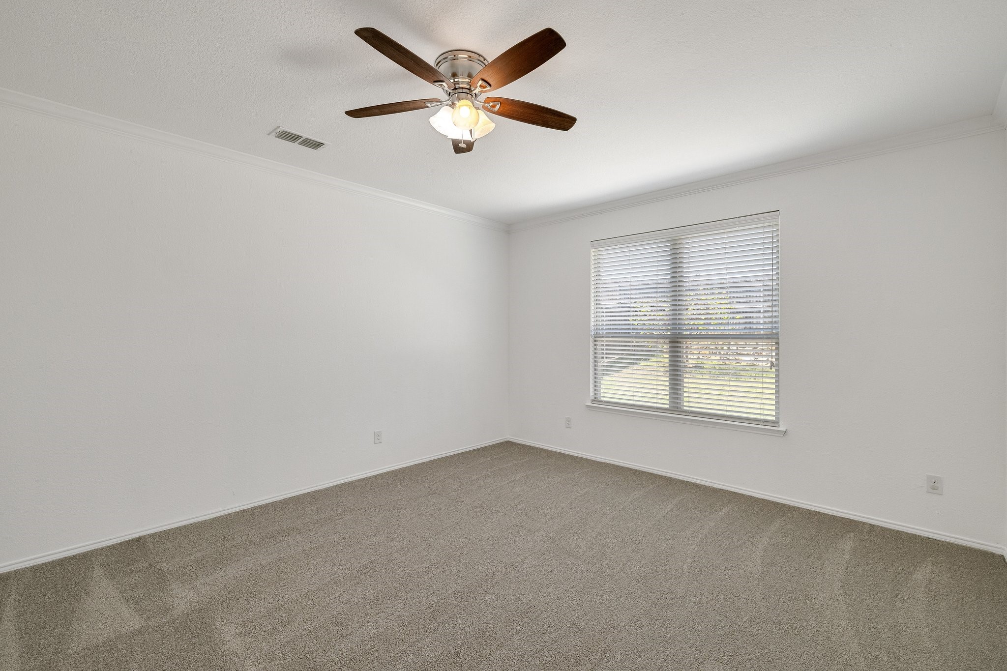 1623 Deer Field Lane