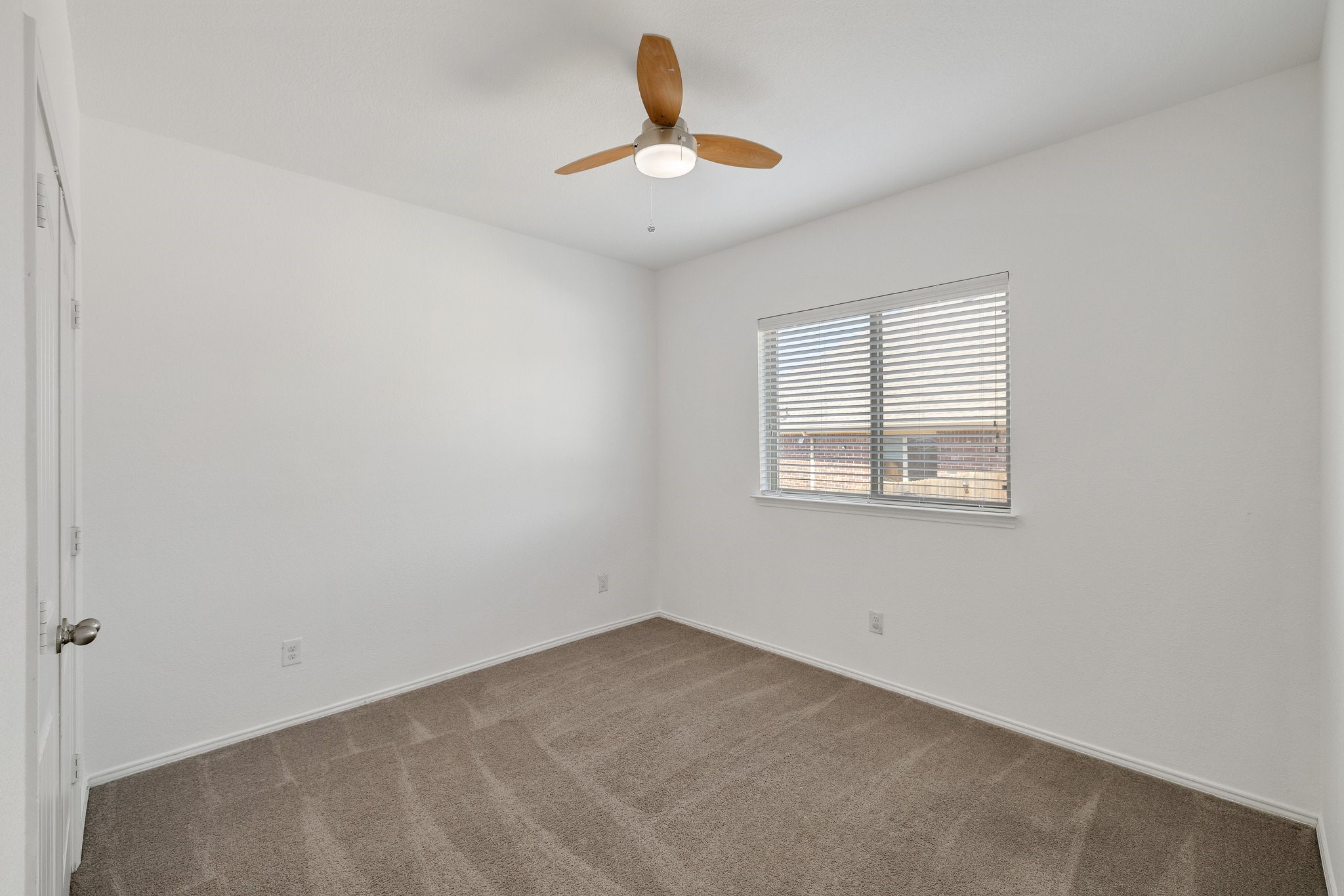 1623 Deer Field Lane