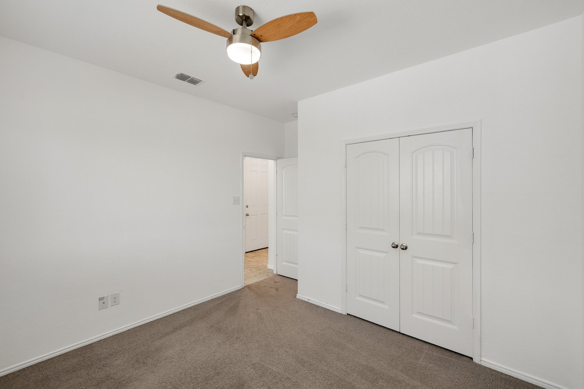 1623 Deer Field Lane