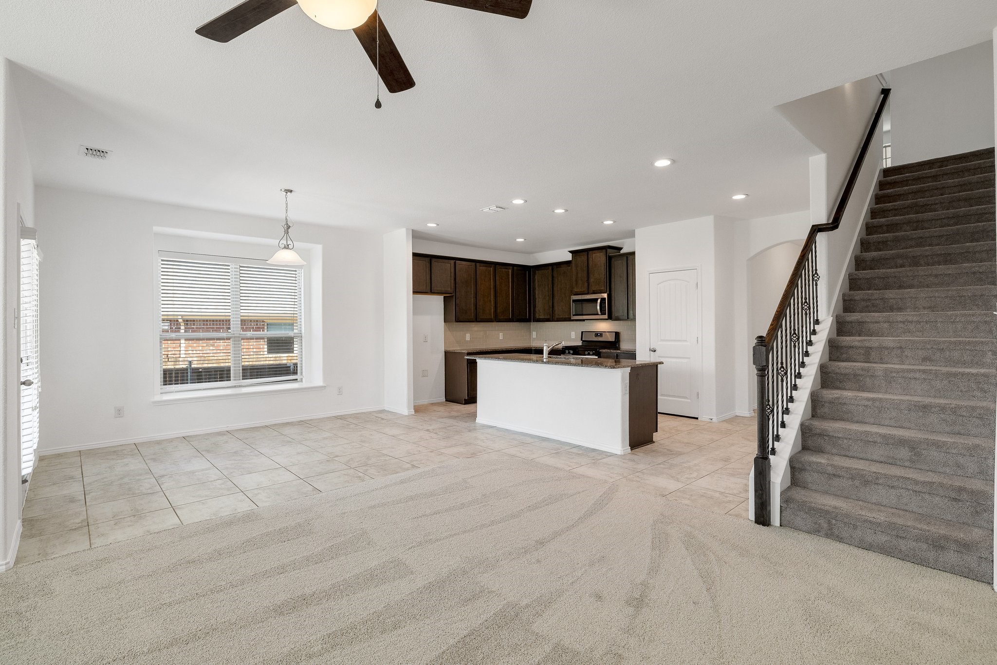 1623 Deer Field Lane