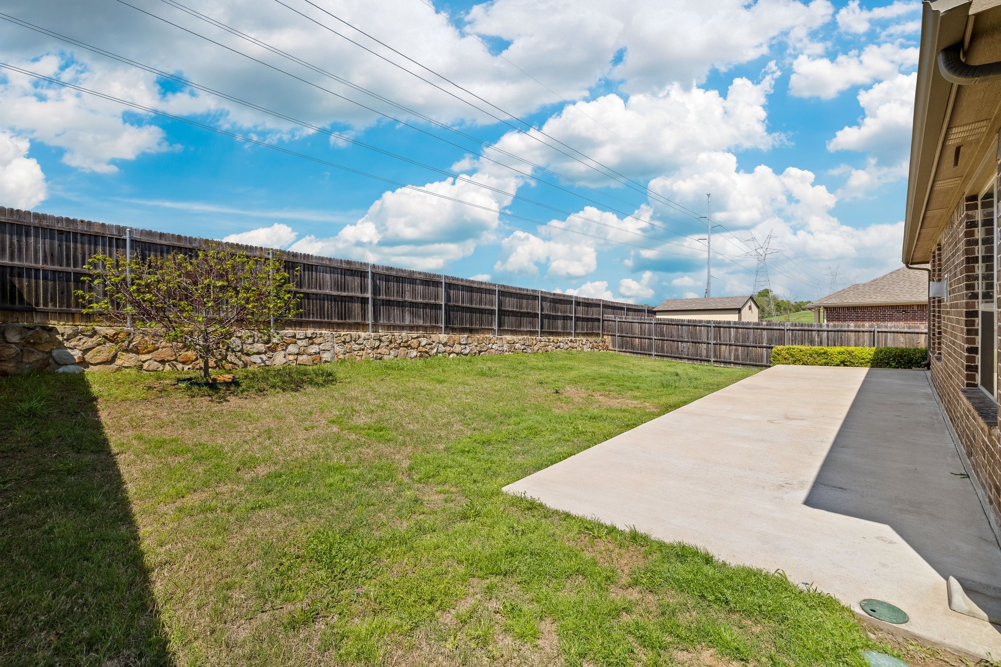 1623 Deer Field Lane