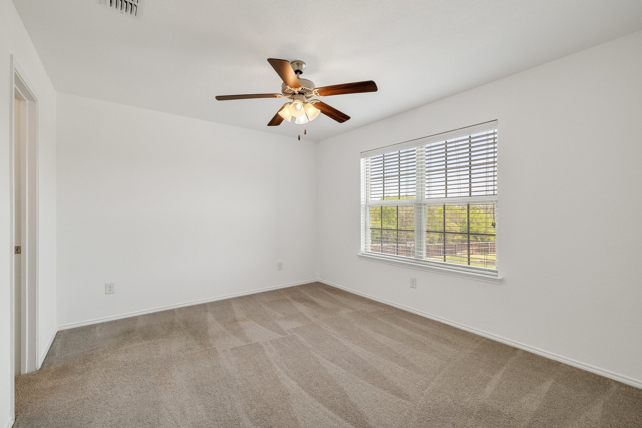 1623 Deer Field Lane