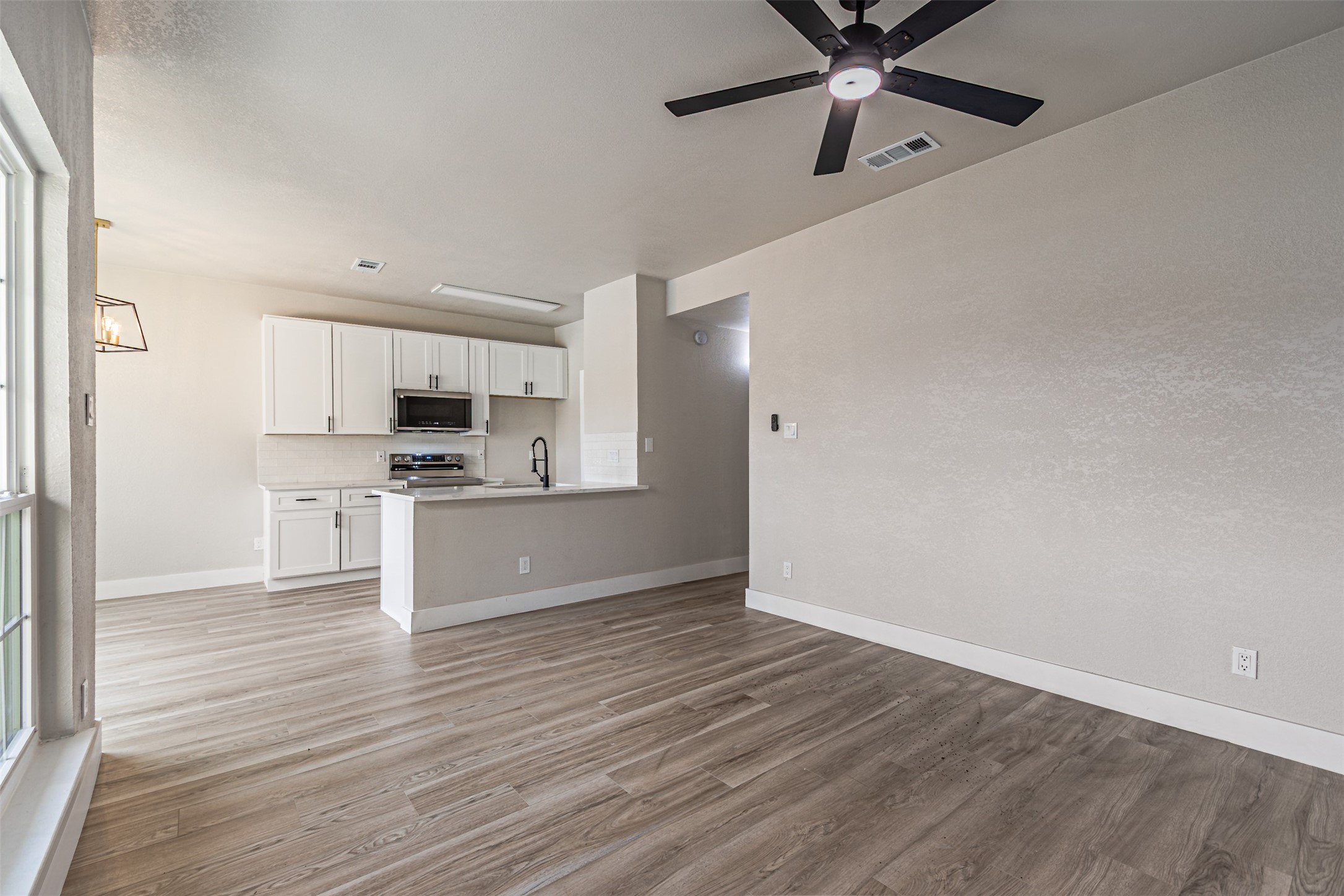 4107 Esters Road 807