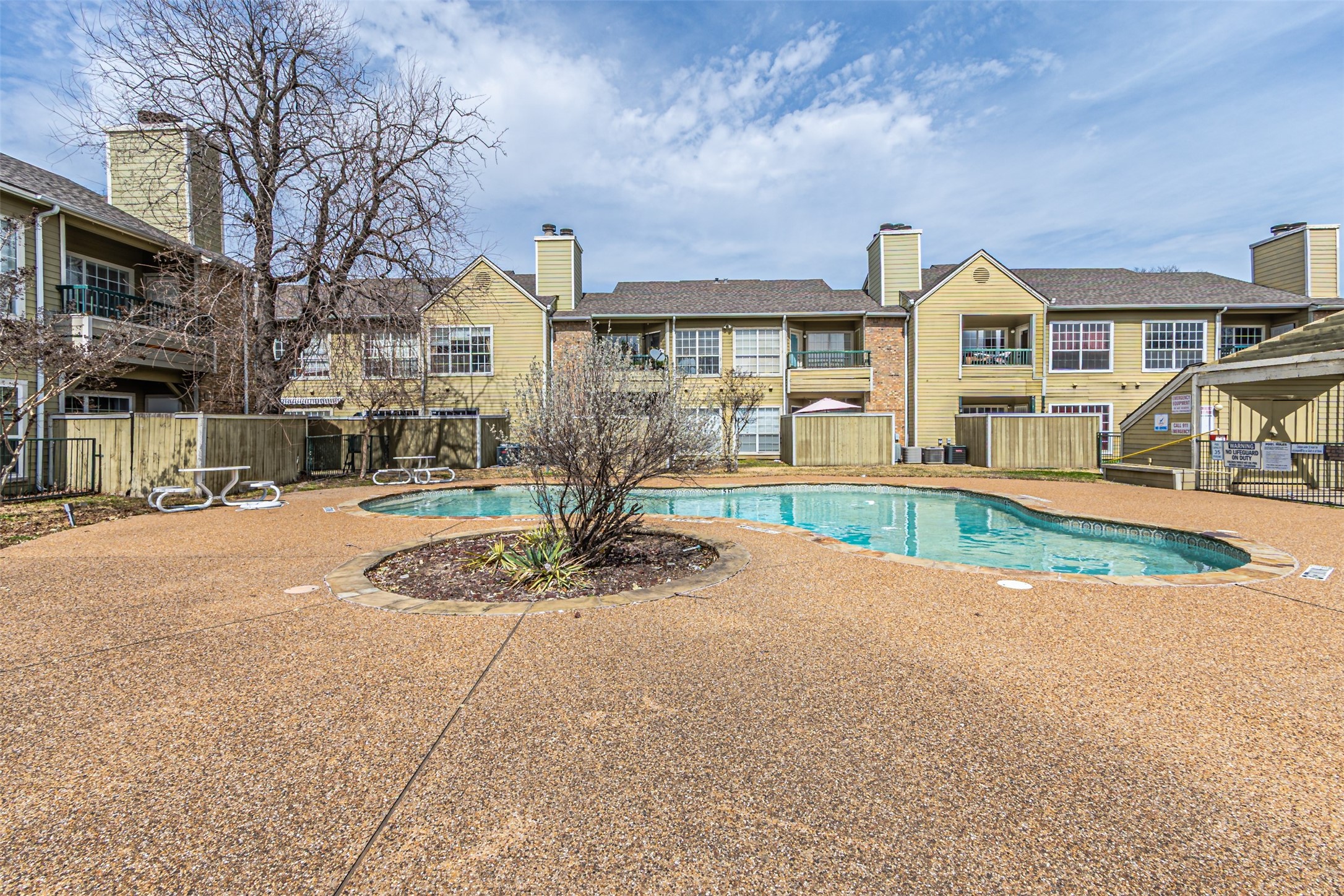 4107 Esters Road 807