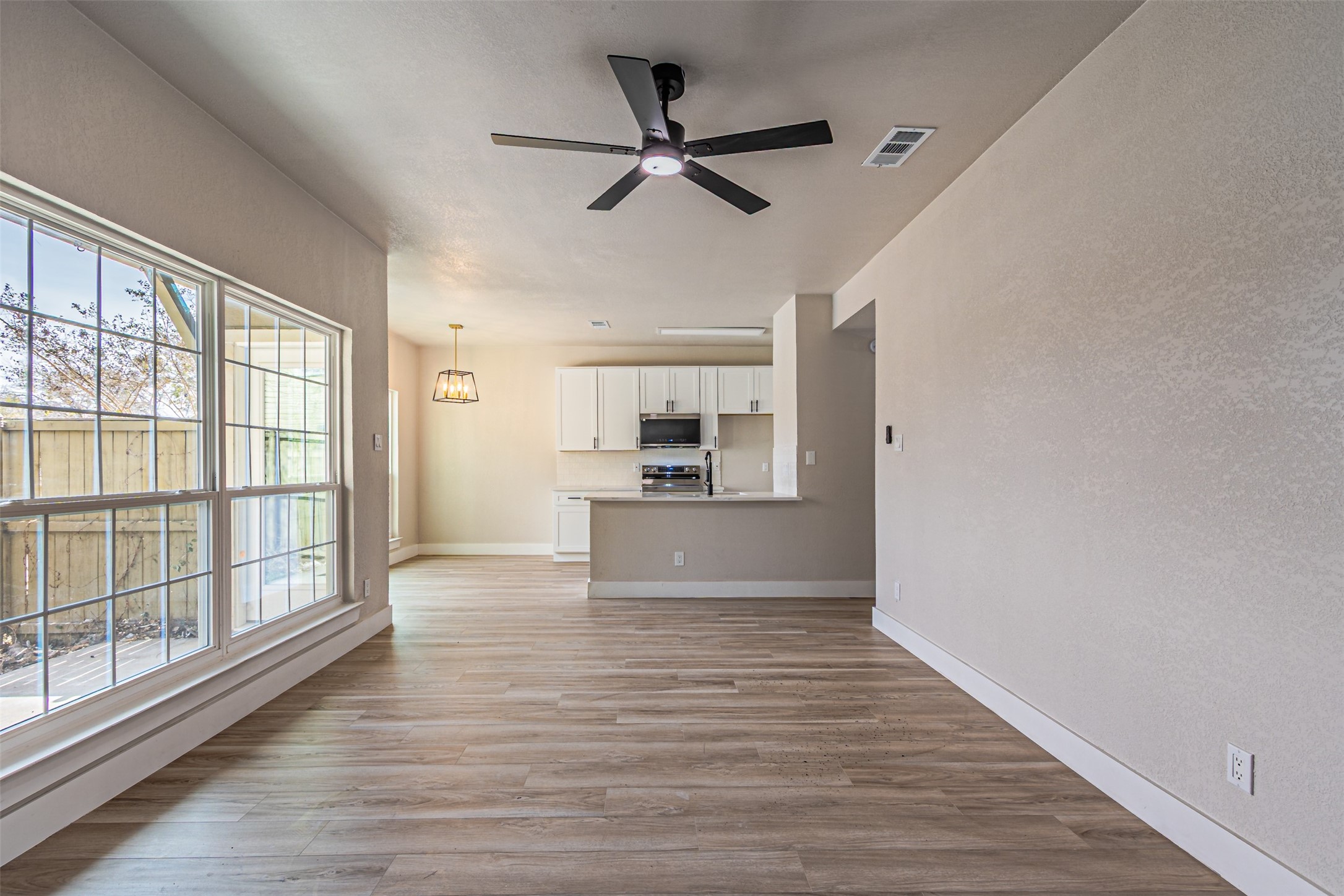 4107 Esters Road 807