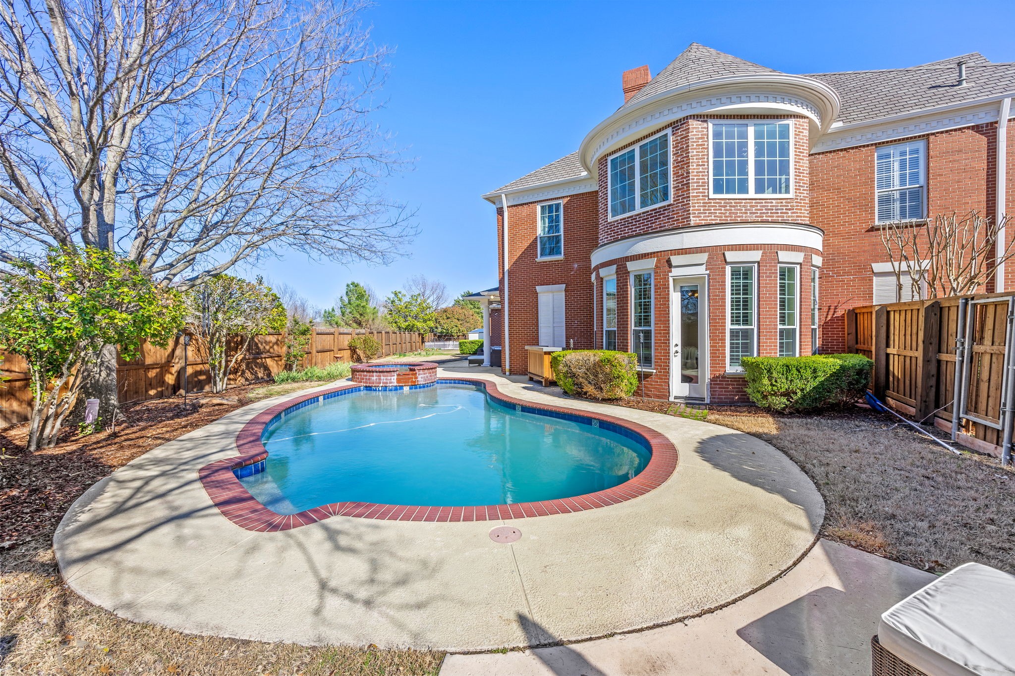117 Country Club Drive