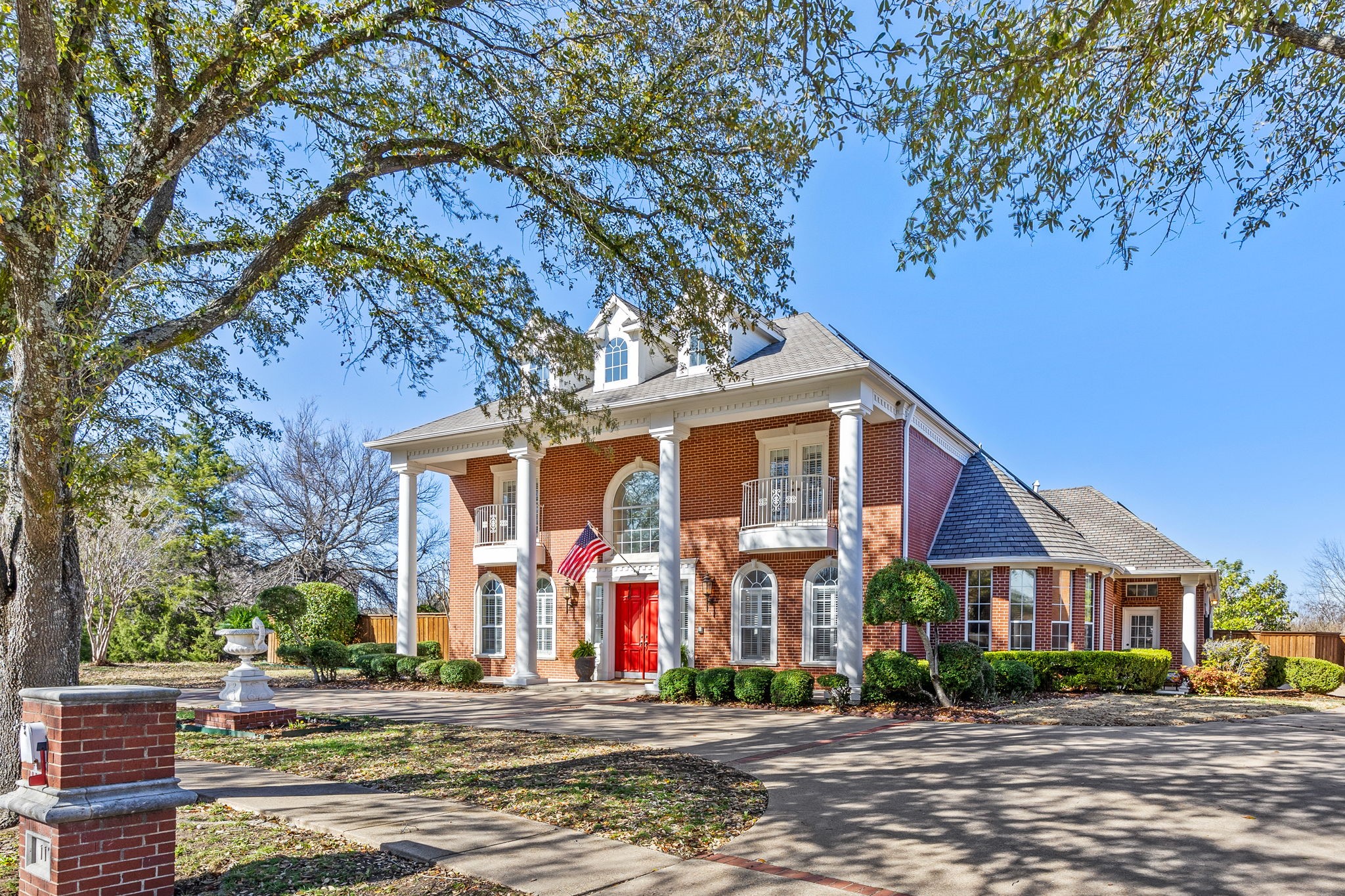 117 Country Club Drive