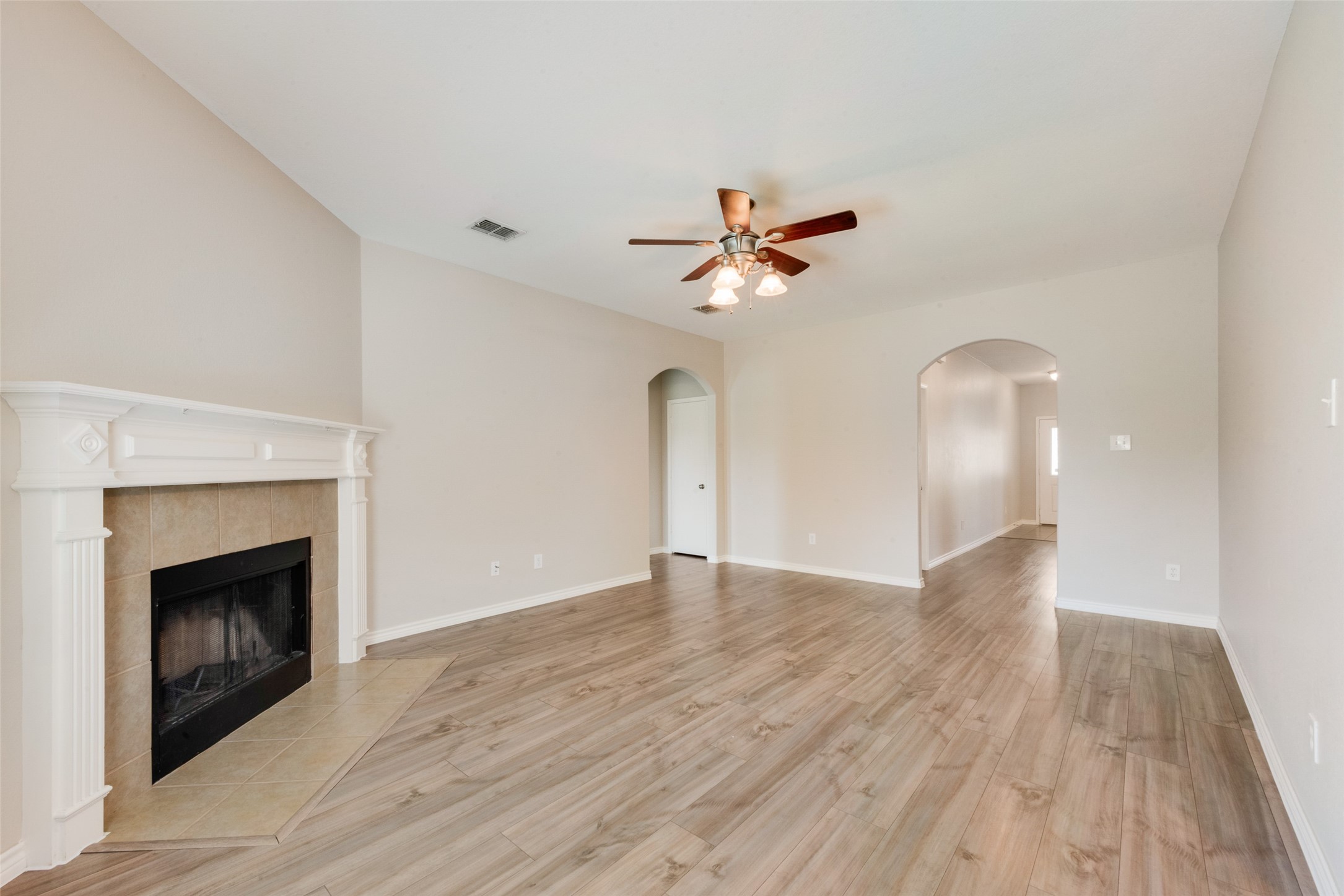 2816 Quarter Horse Lane
