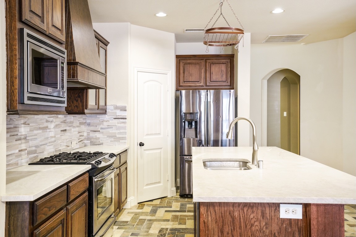 6523 Prairie Flower Trail