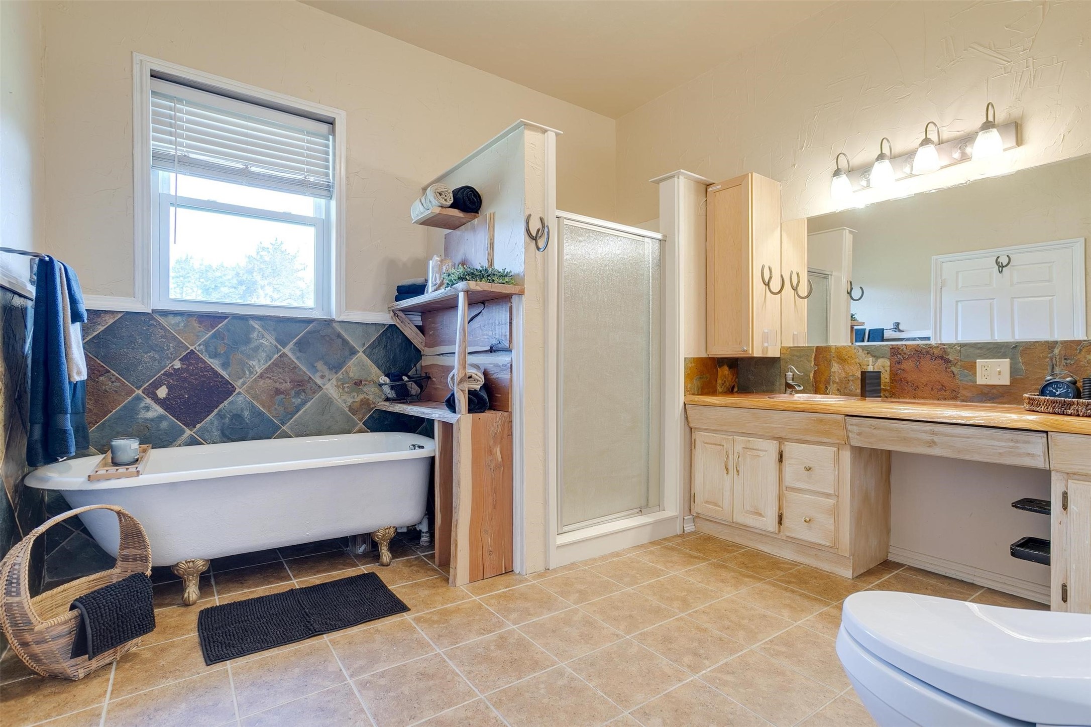 8931 County Road 313