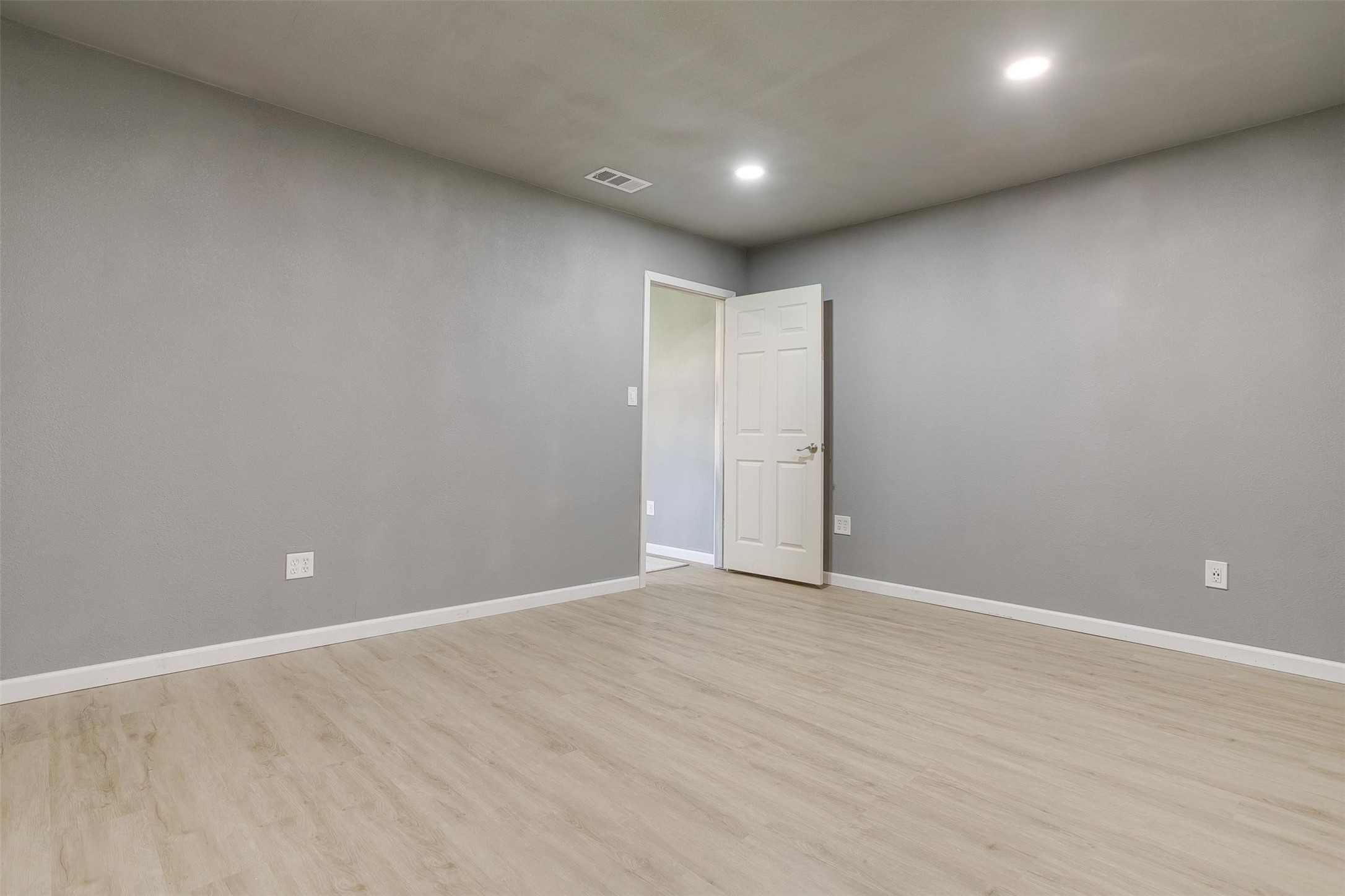 8931 County Road 313