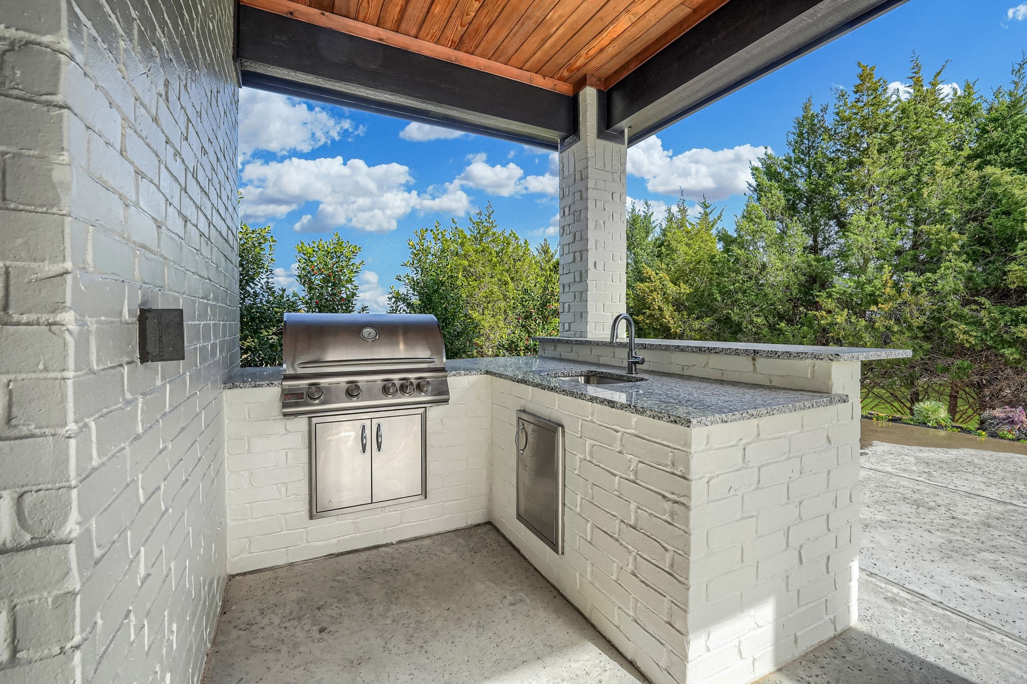 510 Coopers Bluff