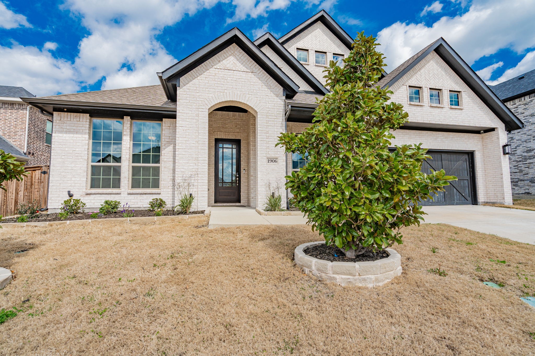 1906 Sicilia Lane