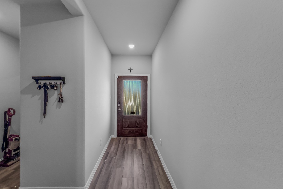 1805 Ash Oak Lane
