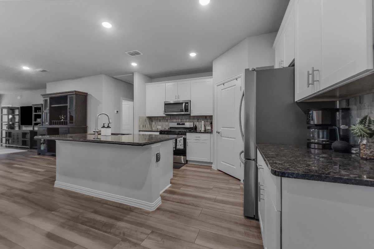 1805 Ash Oak Lane