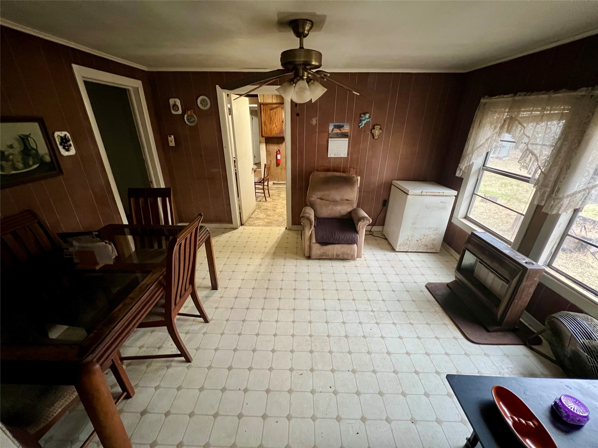 825 COUNTY ROAD 2511