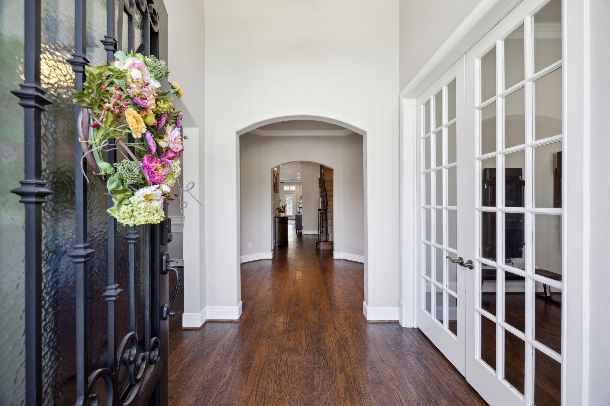 2937 Lago Vista Lane