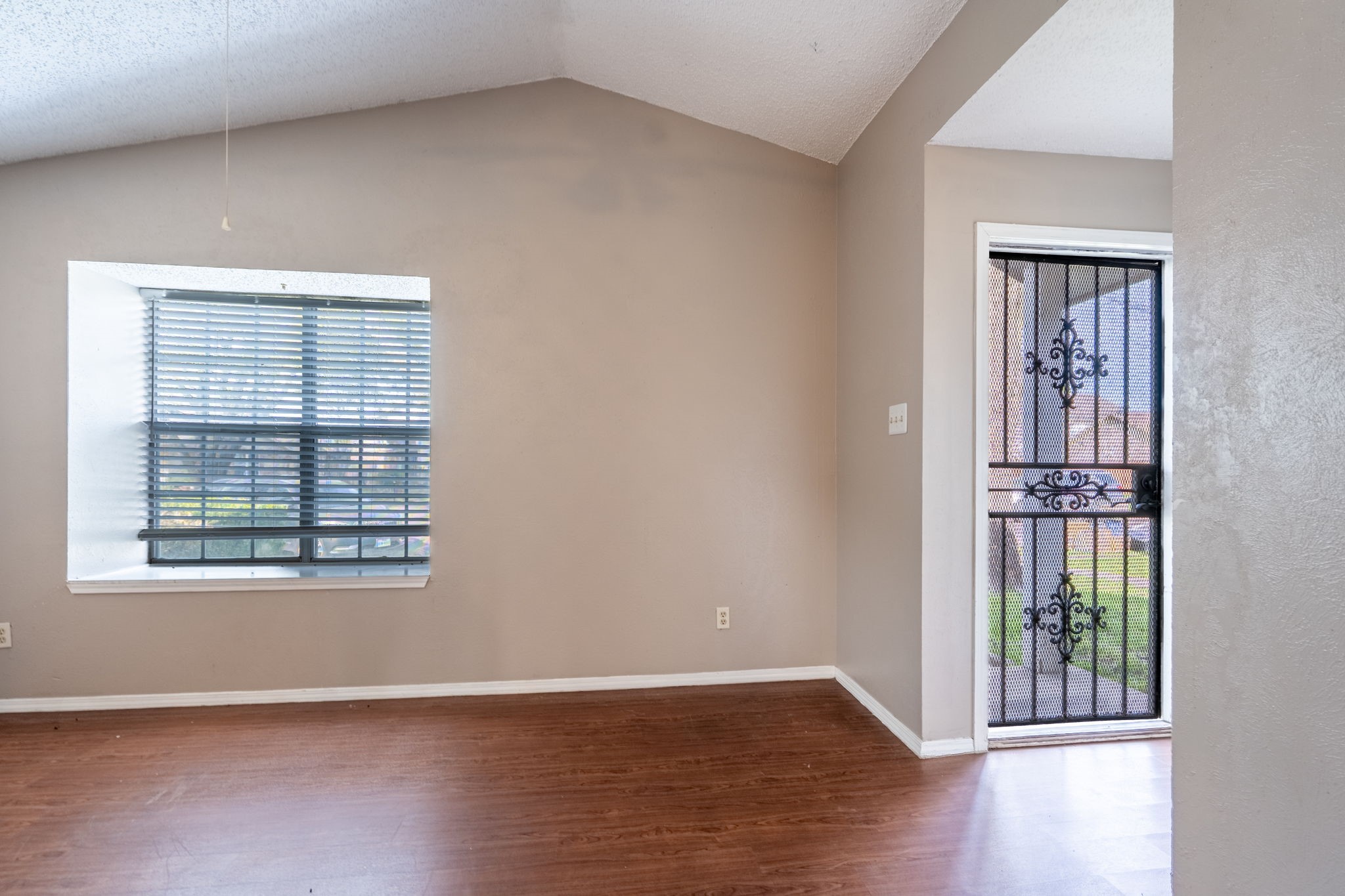 412 Pleasant Meadows Lane