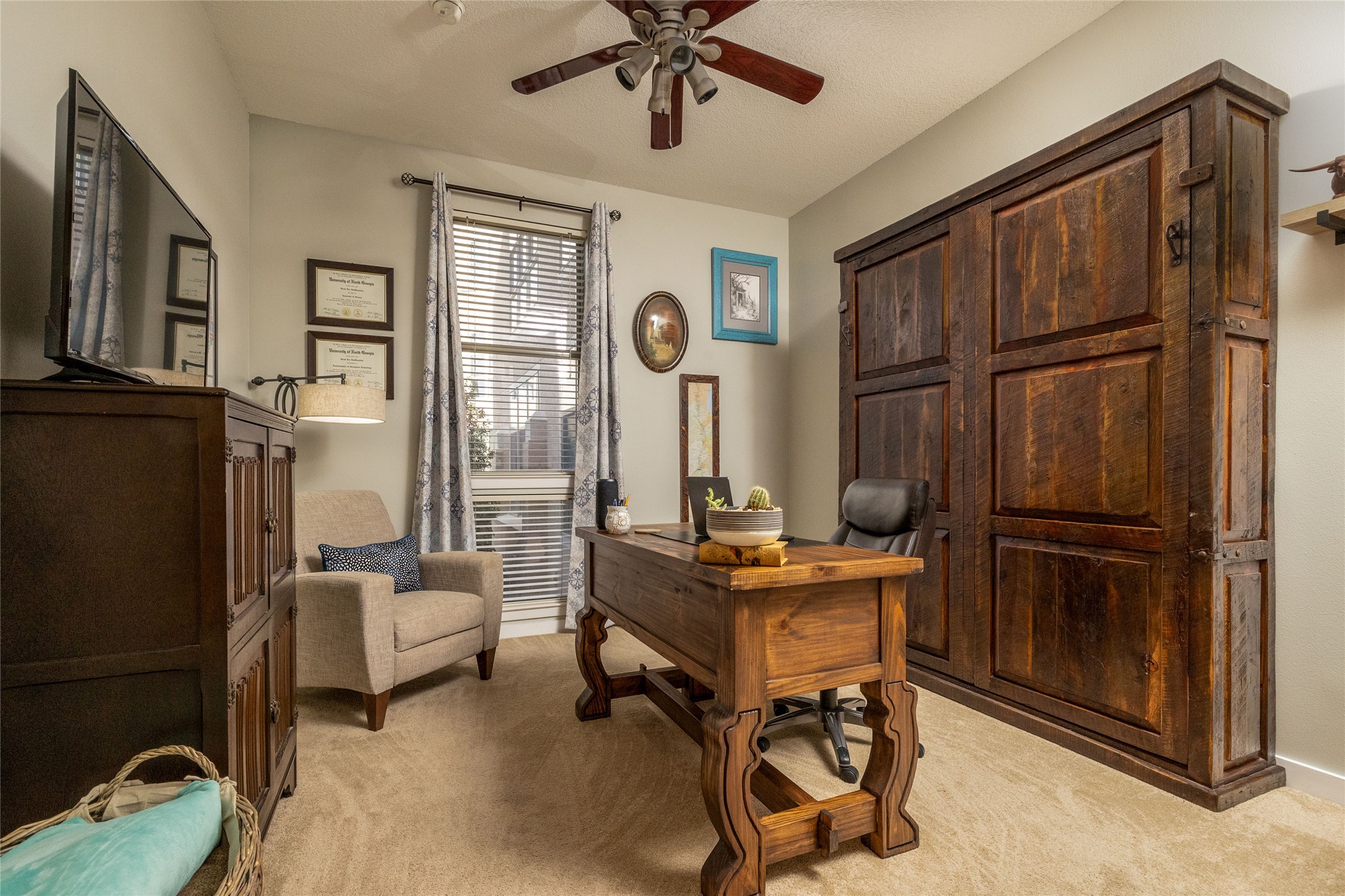 201 W Lancaster Avenue 221