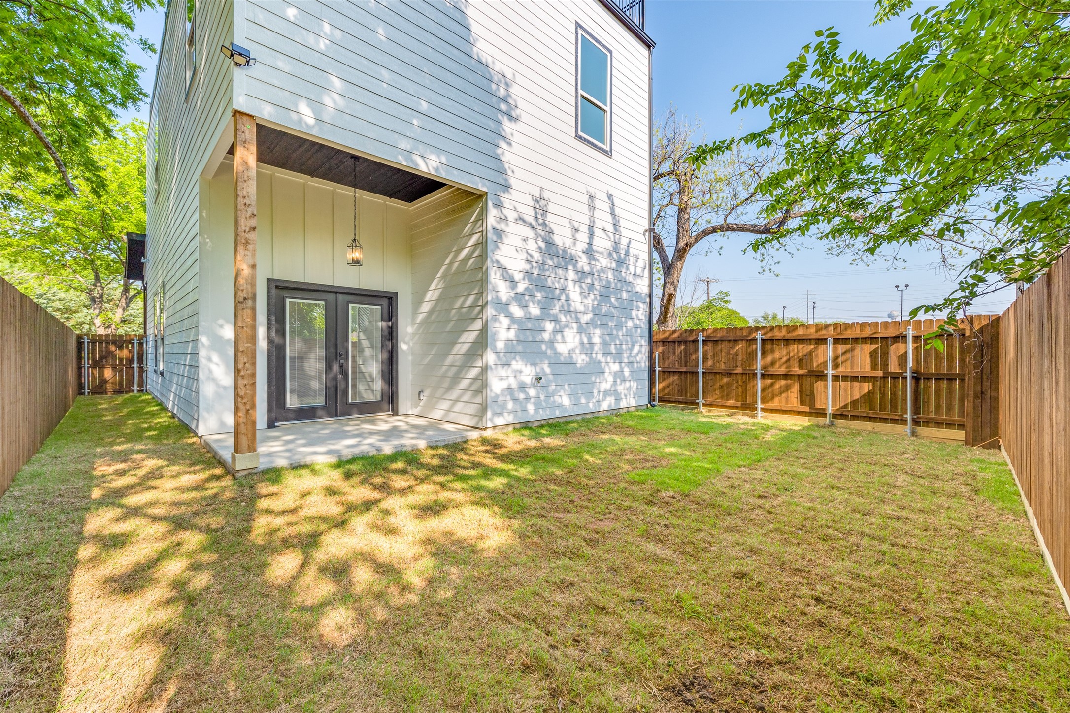 618 N Cliff